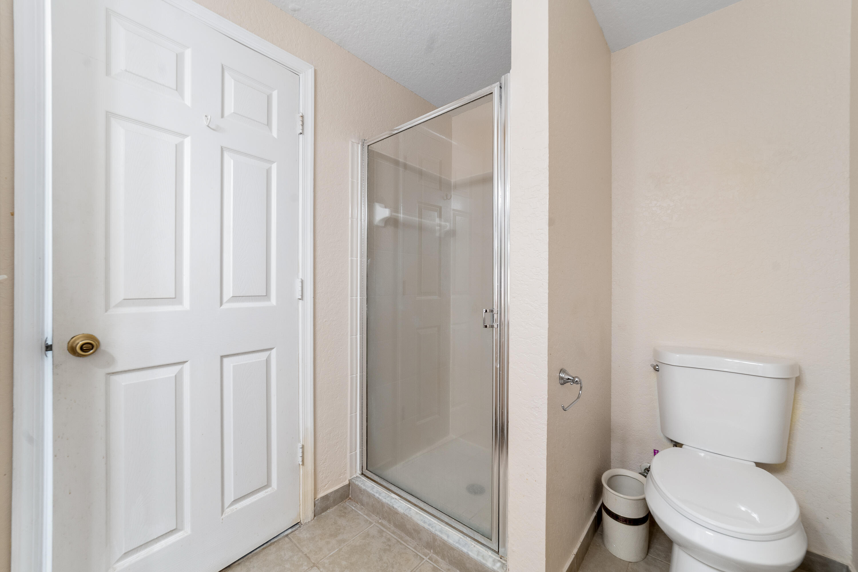 ROYAL RIVER CONDO - Residential