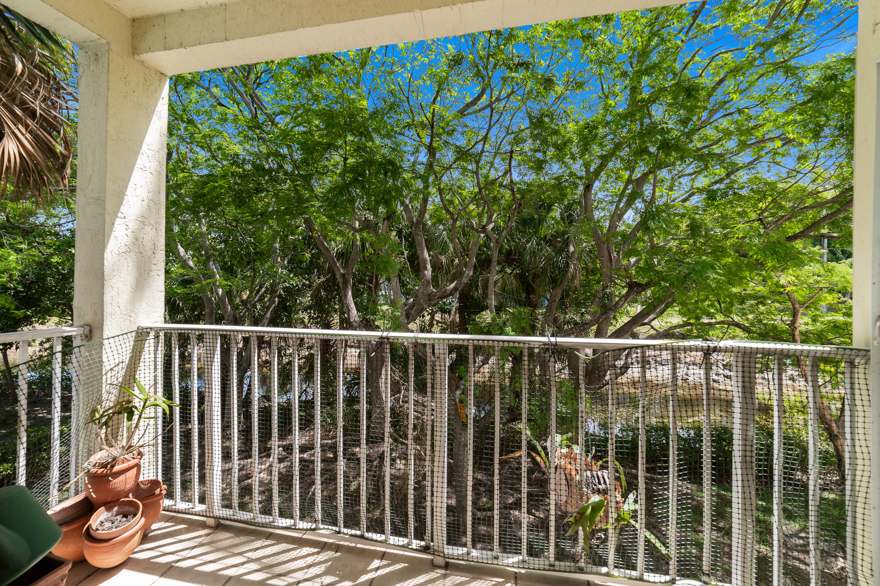 ROYAL RIVER CONDO - Residential