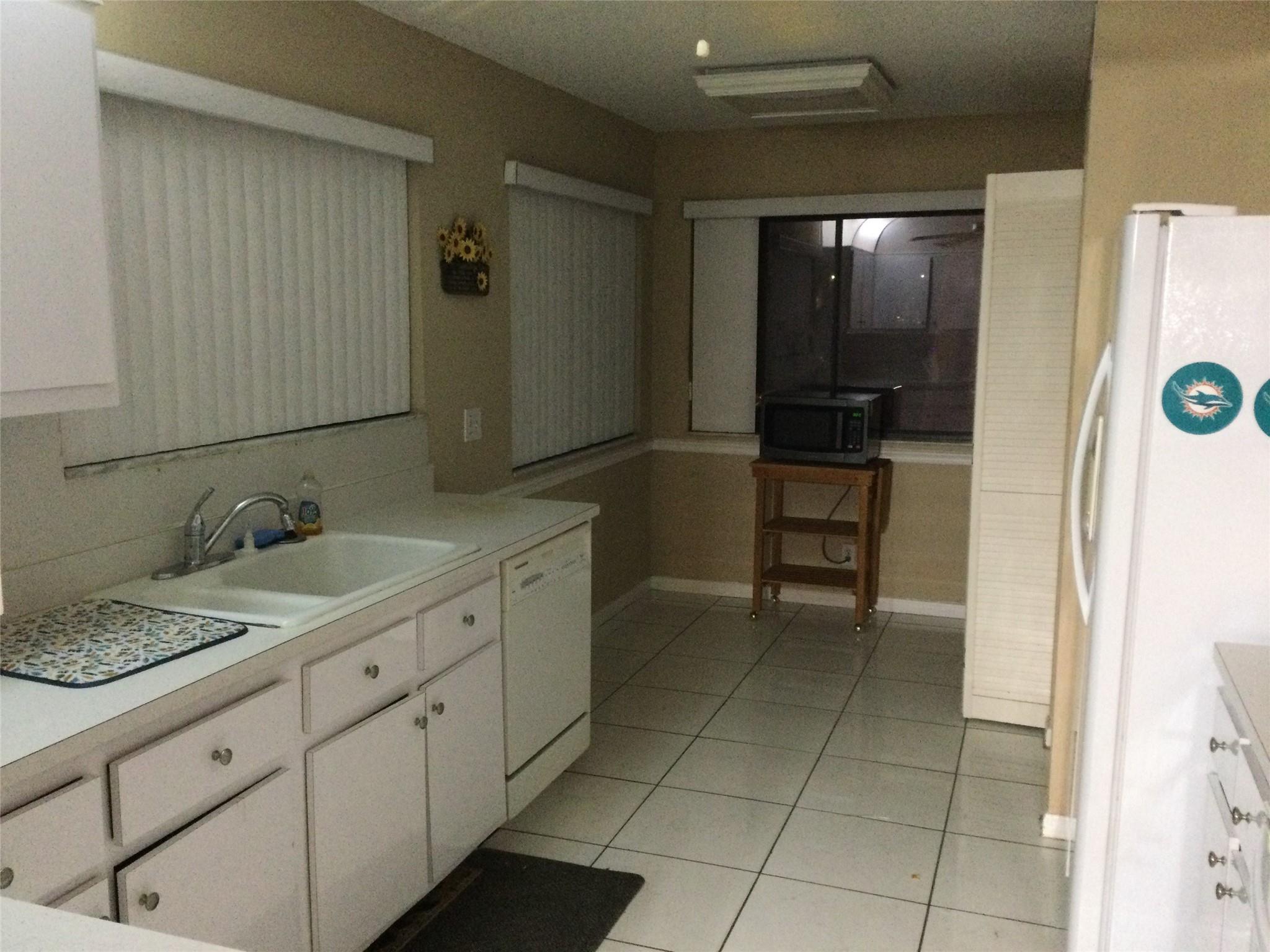 GARDENS #2 - Residential