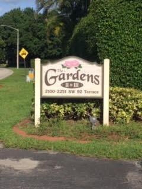 2240 SW 92 TERR 2402 Davie FL 33324