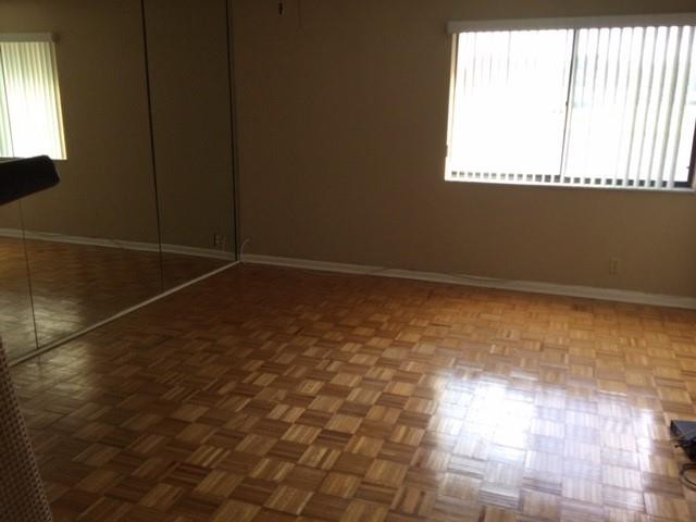 GARDENS #2 - Residential