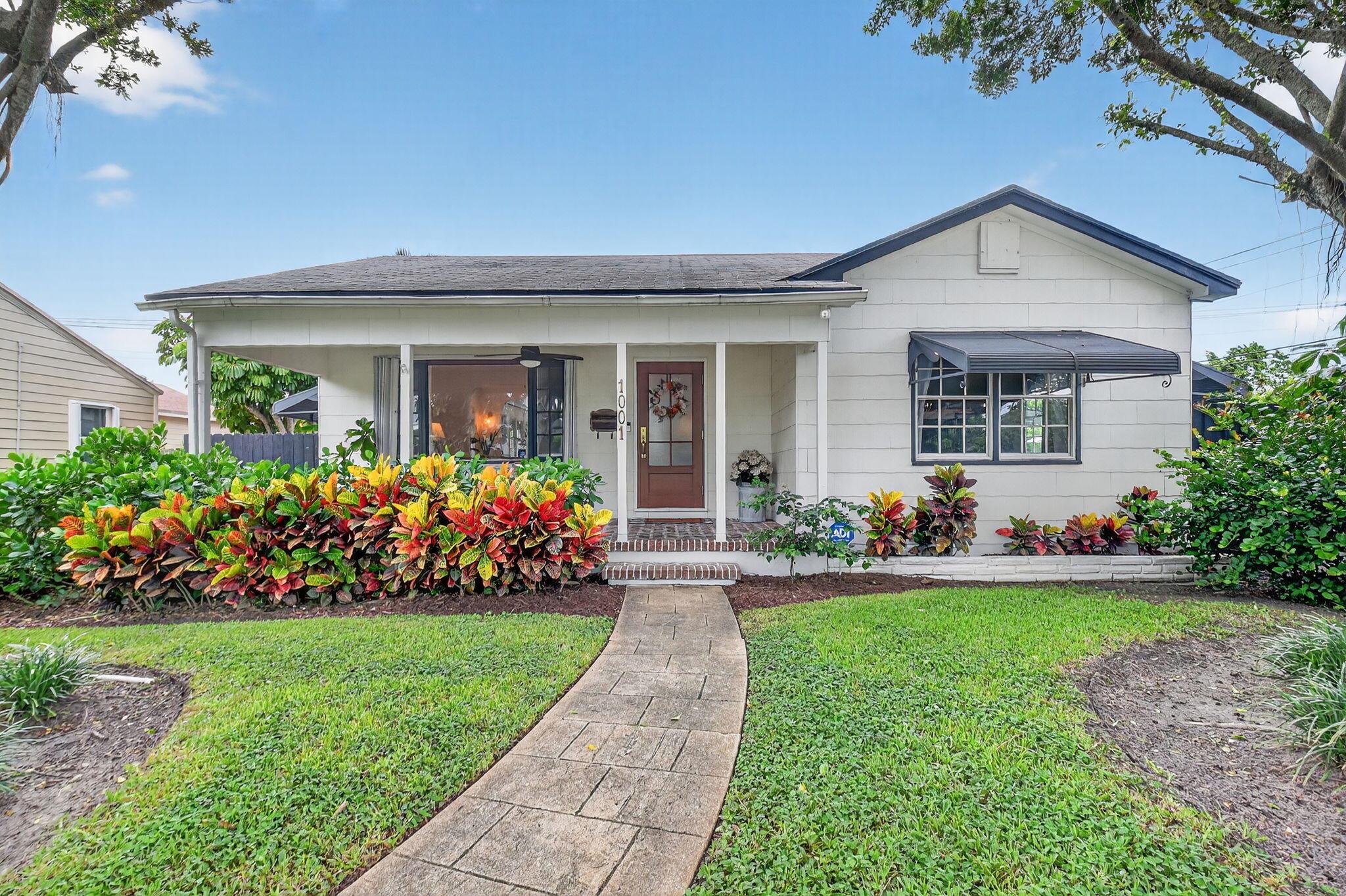 PINEAPPLE PARK - Residential