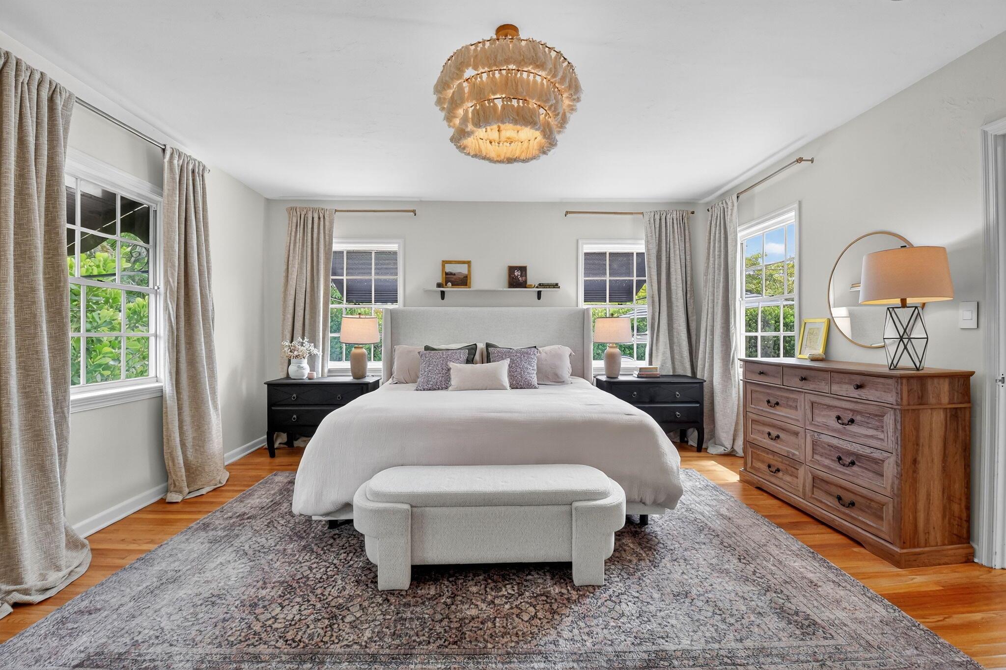 PINEAPPLE PARK - Residential