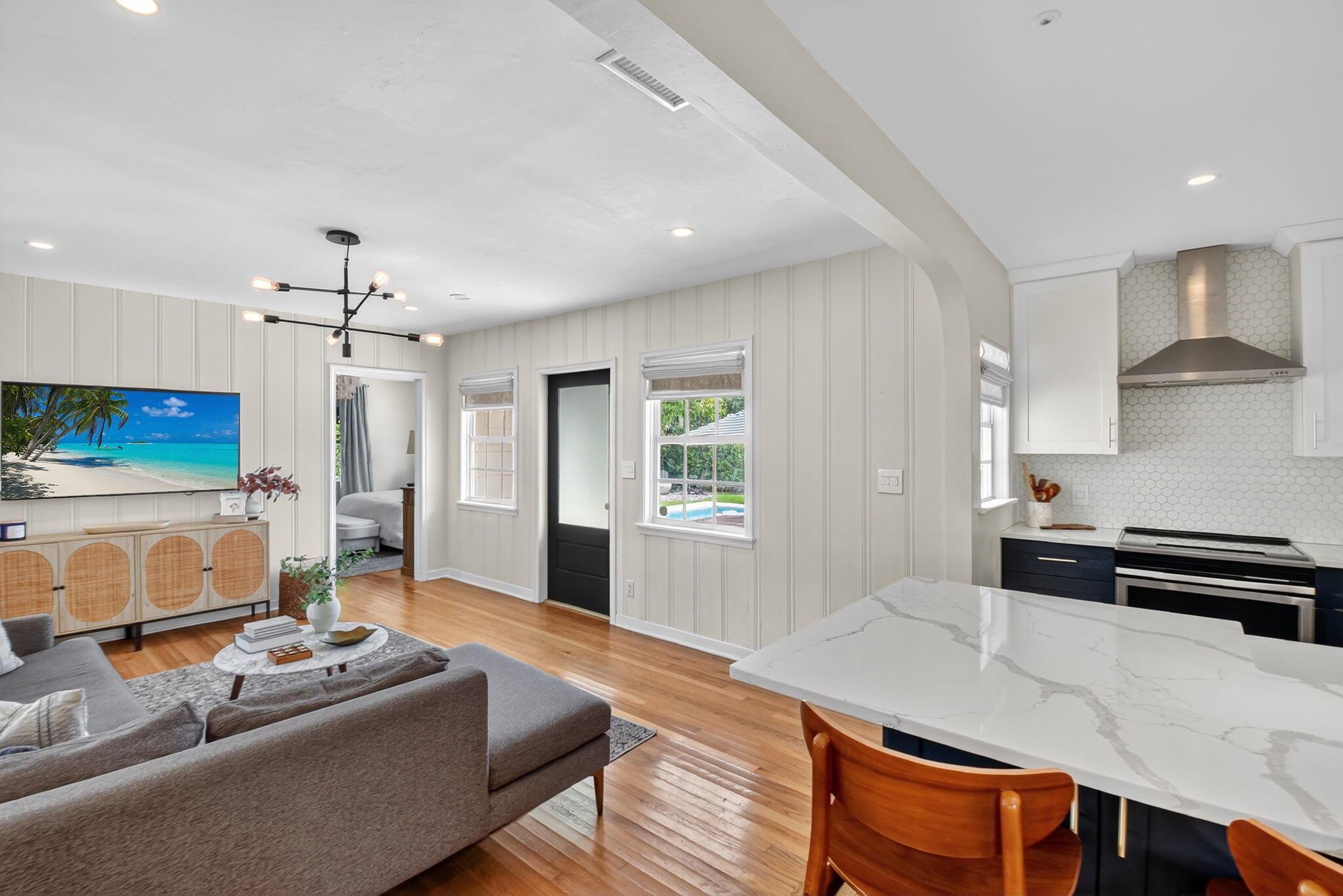 PINEAPPLE PARK - Residential