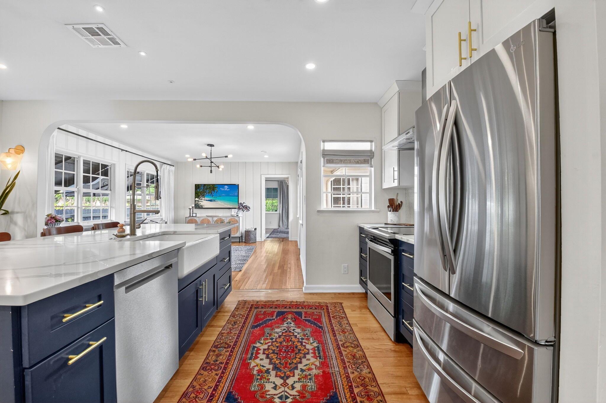 PINEAPPLE PARK - Residential