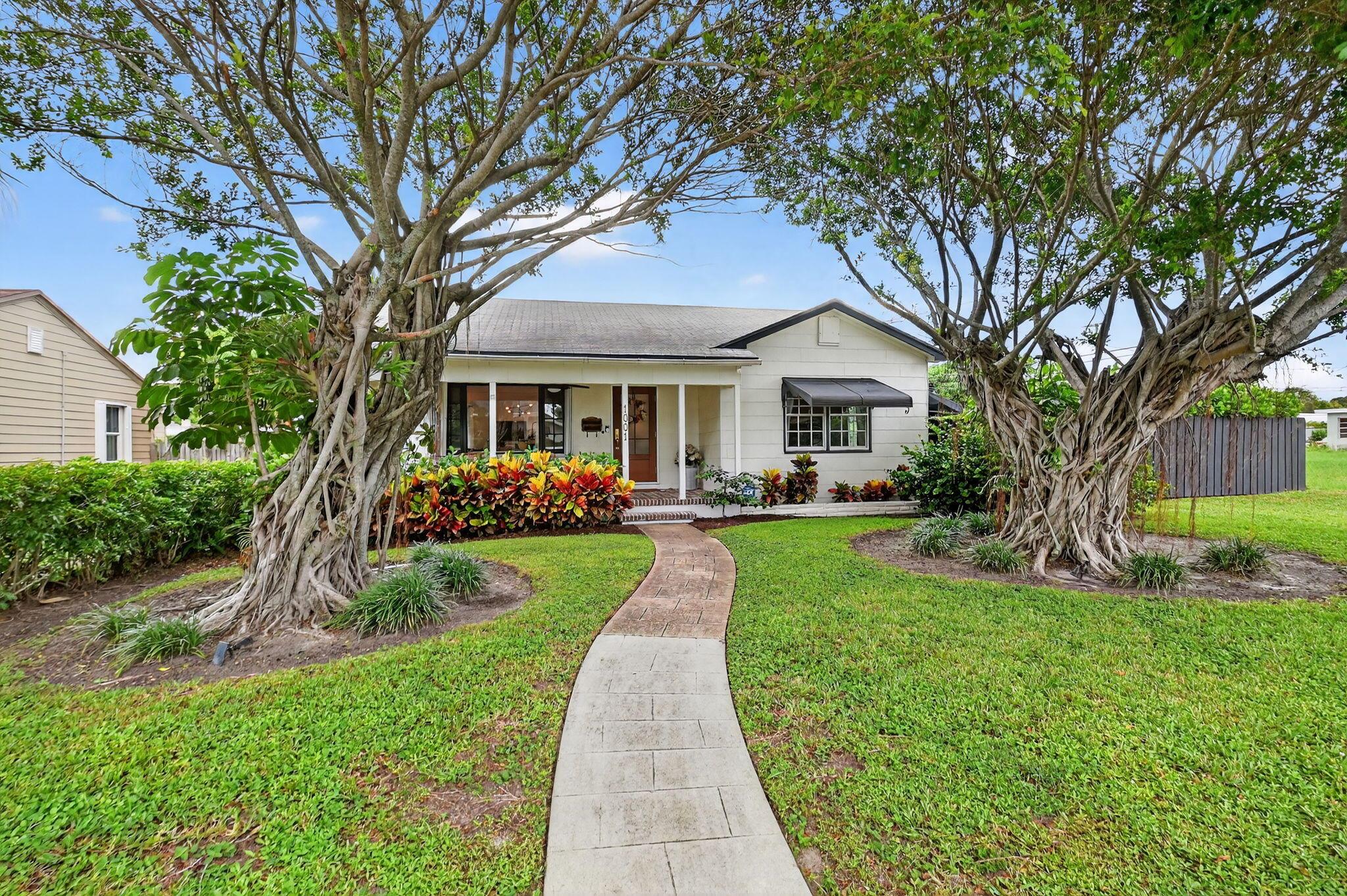 PINEAPPLE PARK - Residential