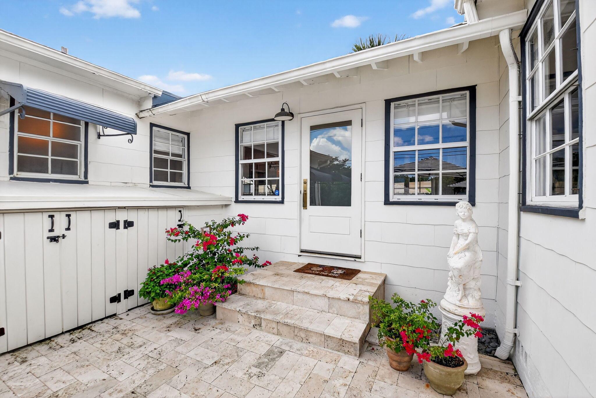 PINEAPPLE PARK - Residential