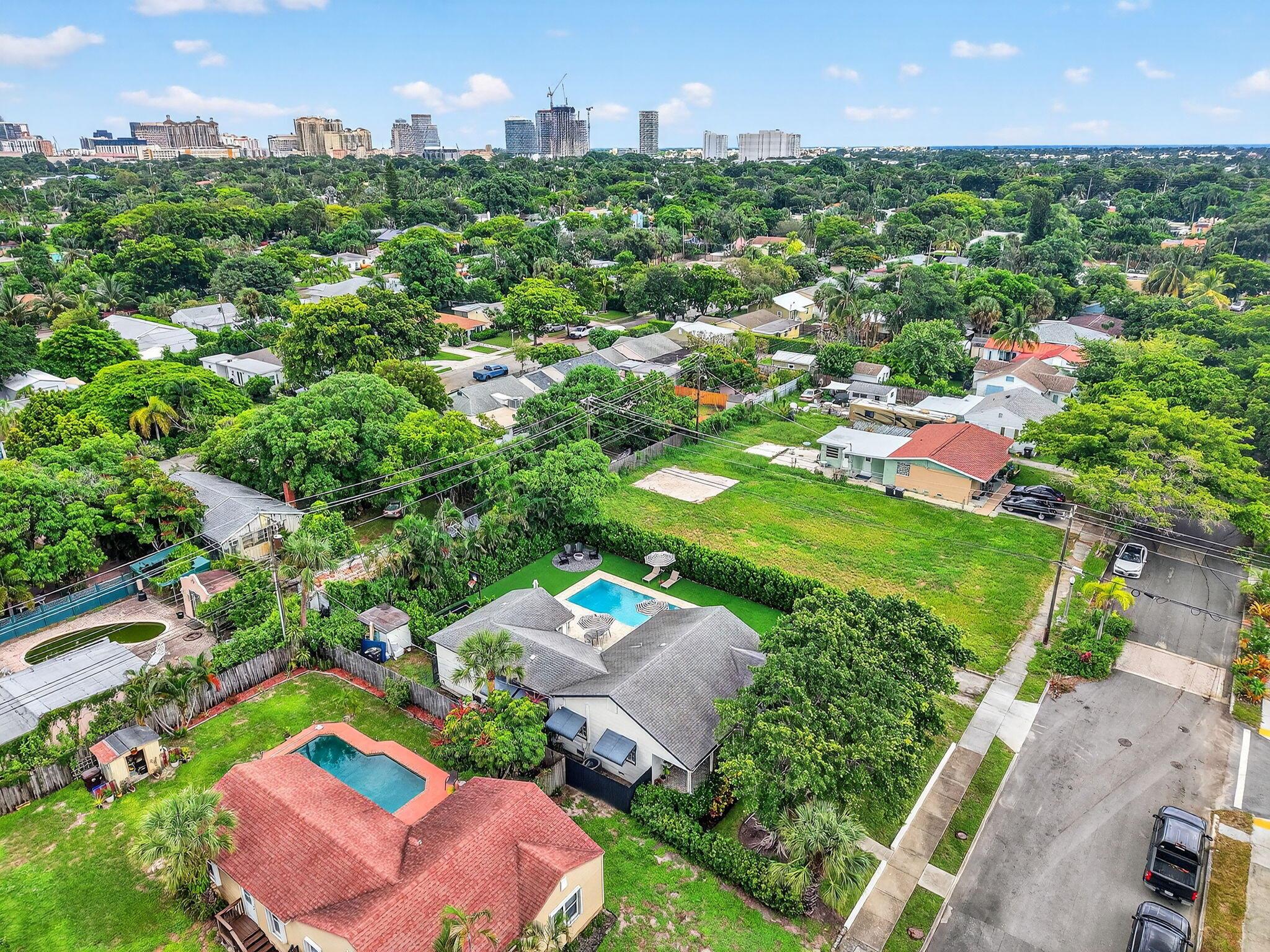 PINEAPPLE PARK - Residential