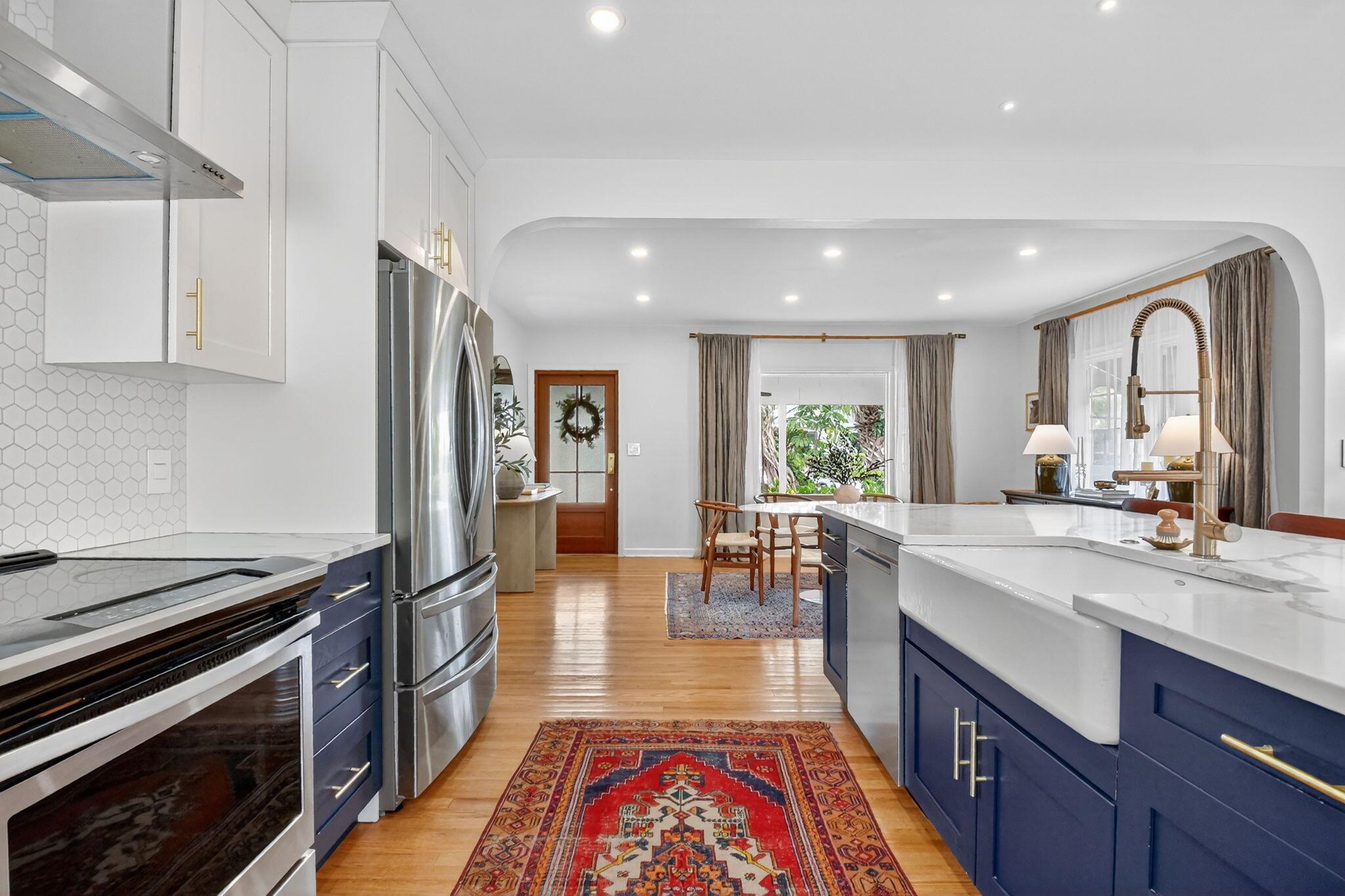 PINEAPPLE PARK - Residential