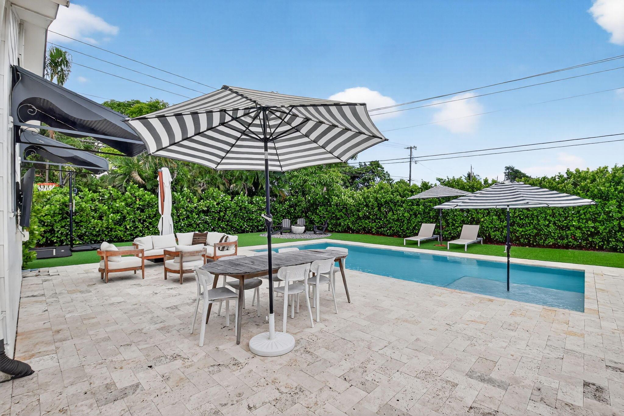 PINEAPPLE PARK - Residential