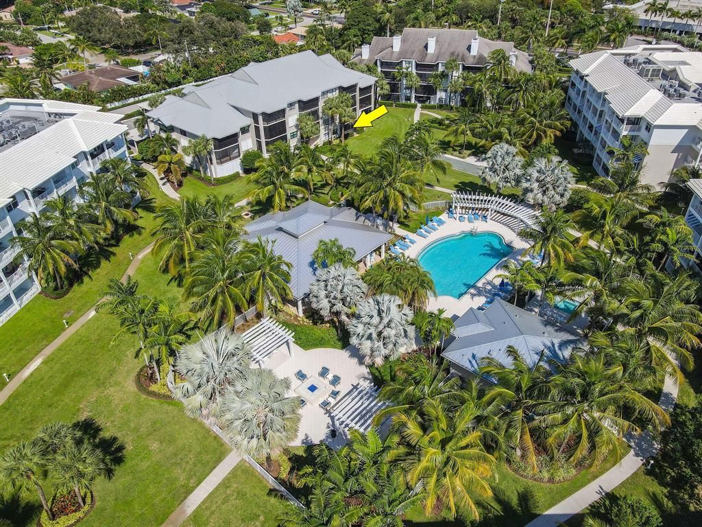 Photo of 212 Bay Colony Drive N, Juno Beach, FL 33408 (MLS # R10839516)