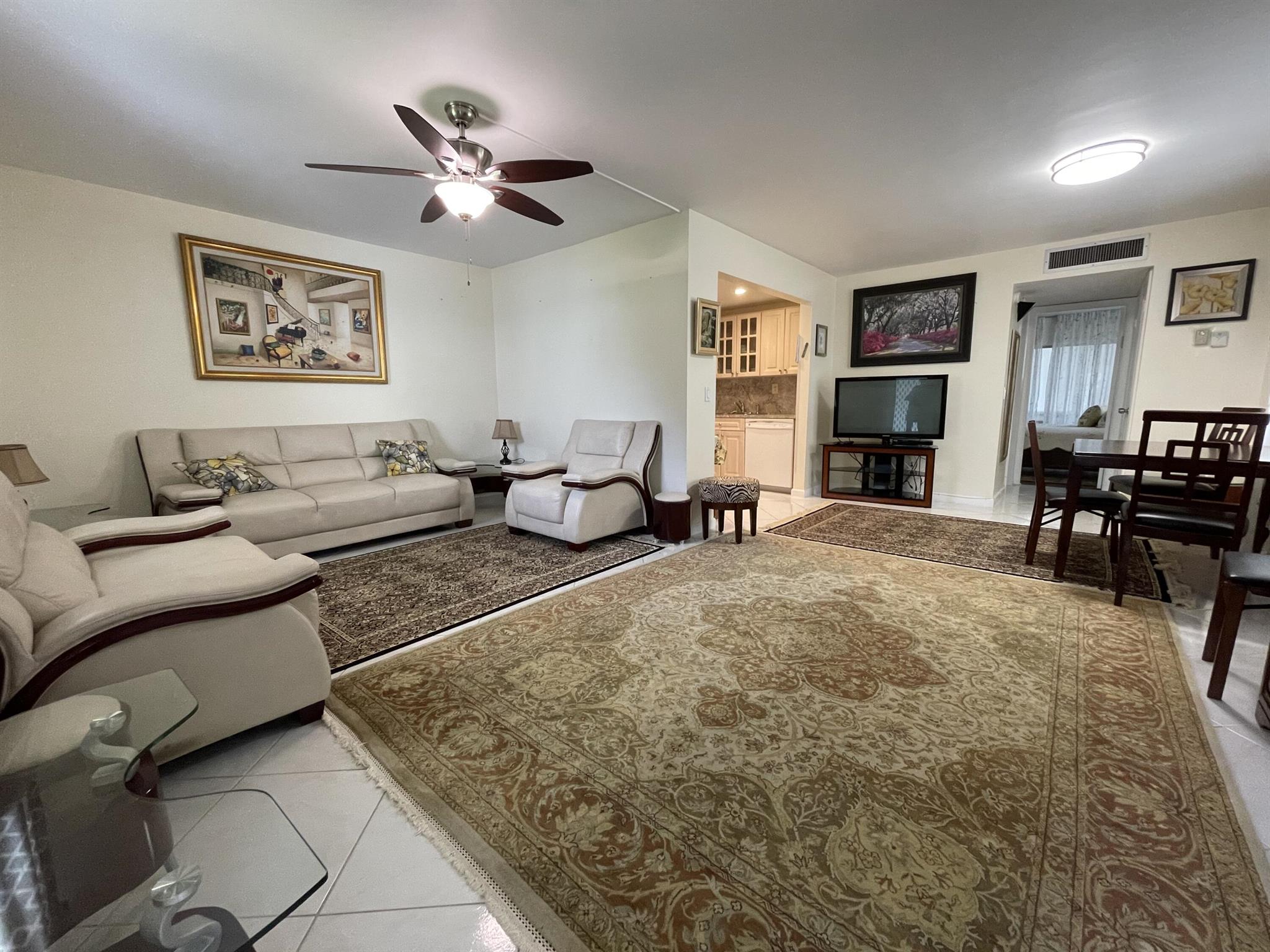 Immaculate, turnkey furnished, ground floor one bedroom condo in Active 55+ community in Delray Beach, FL! This condo only needs you! Kitchen cabinets were changed out, basic cable is included and the enclosed porch is great for winter evenings. Kings Point is an active adult community with state-of-the art amenities including 3 clubhouses, heated pools, golf course, theater, and courtesy transportation. Located in exciting Delray Beach, voted ''Most fun small town in America'' by Rand McNally and USA Today! Ideally situated between West Palm Beach and Boca Raton, close to Downtown Delray with its fine dining, shops, theaters, and nightlife, and only 6 miles to the world-famous Florida beaches. Look no further for your getaway location away from the cold weather!