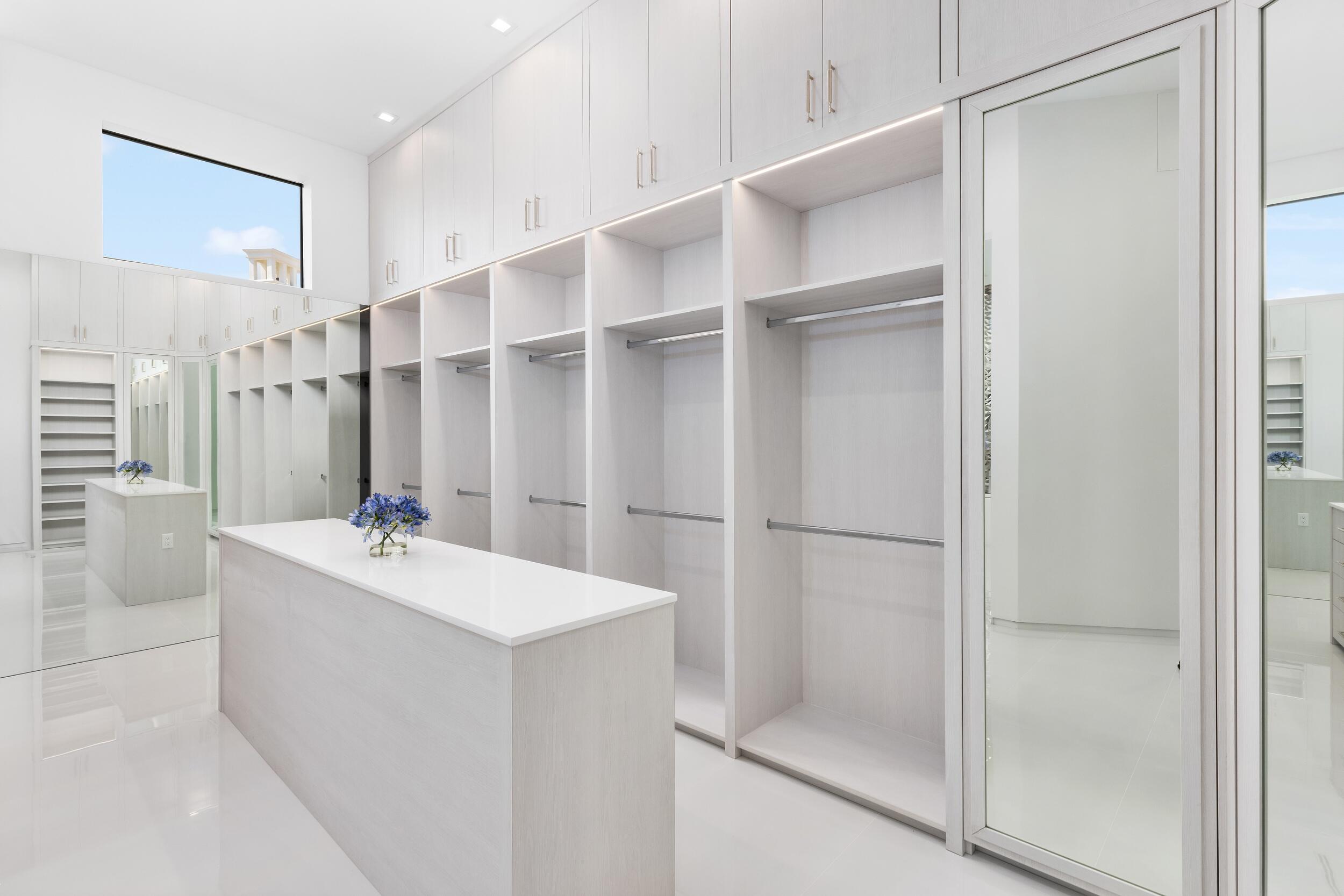 SANCTUARY - Residential