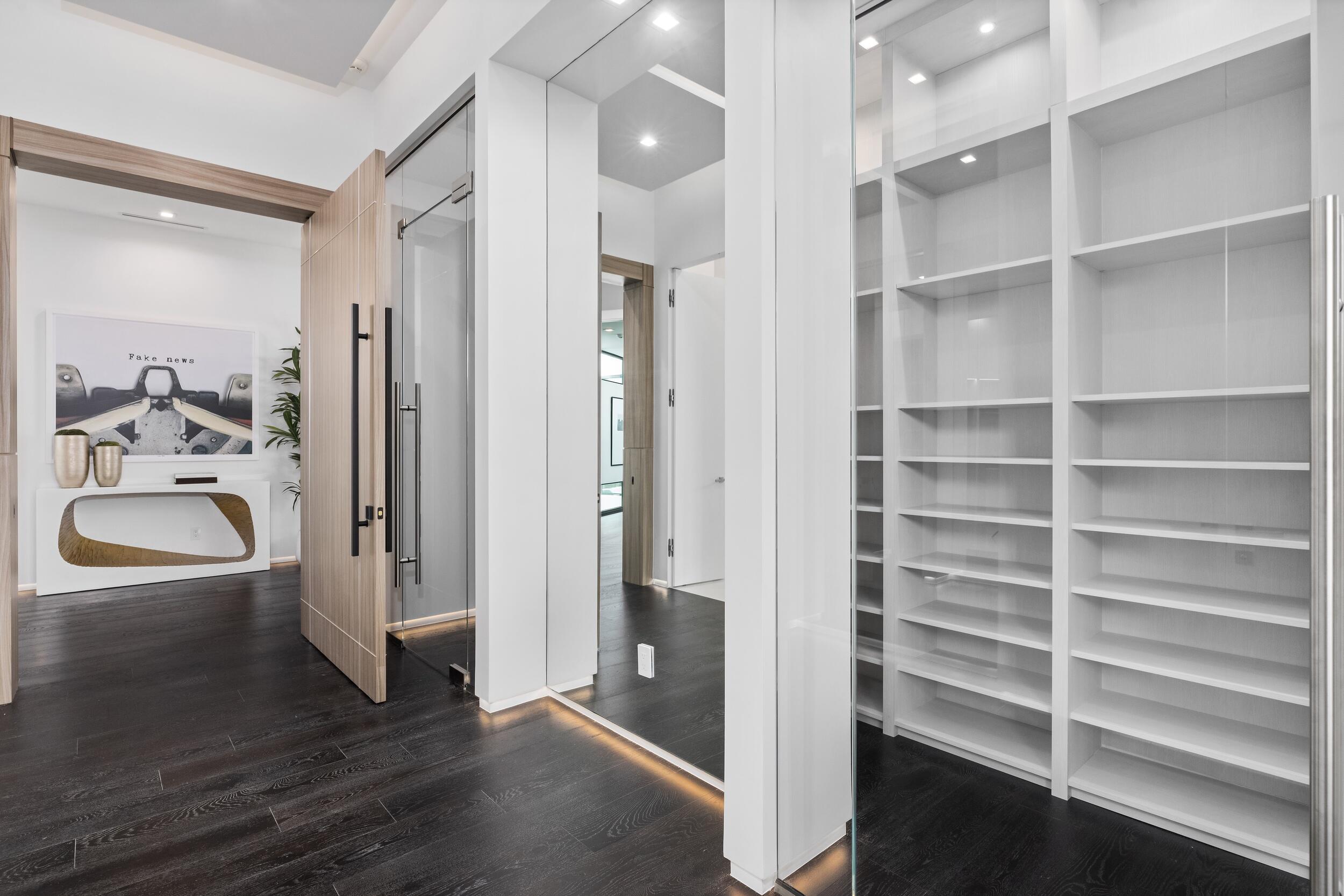 SANCTUARY - Residential