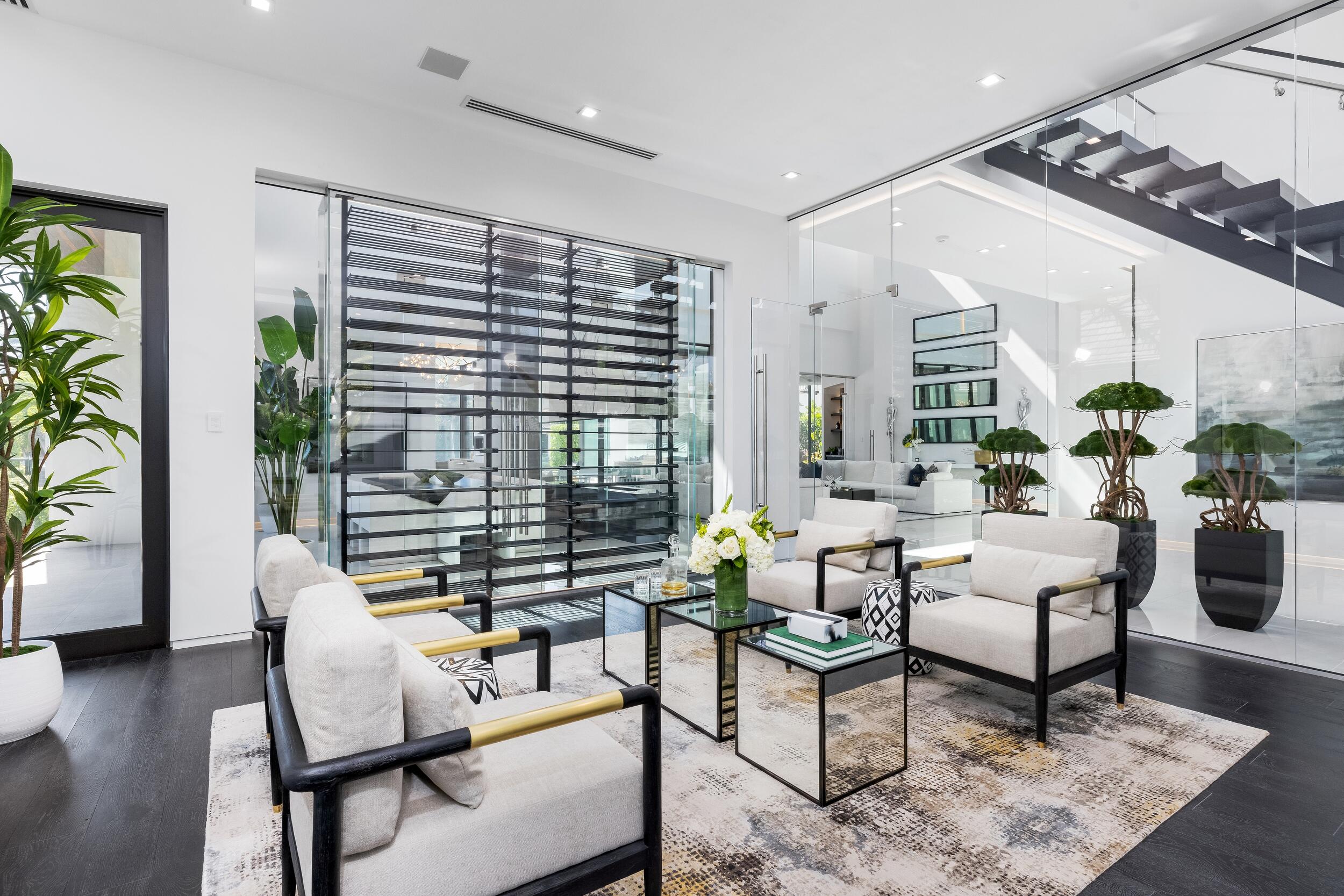 SANCTUARY - Residential