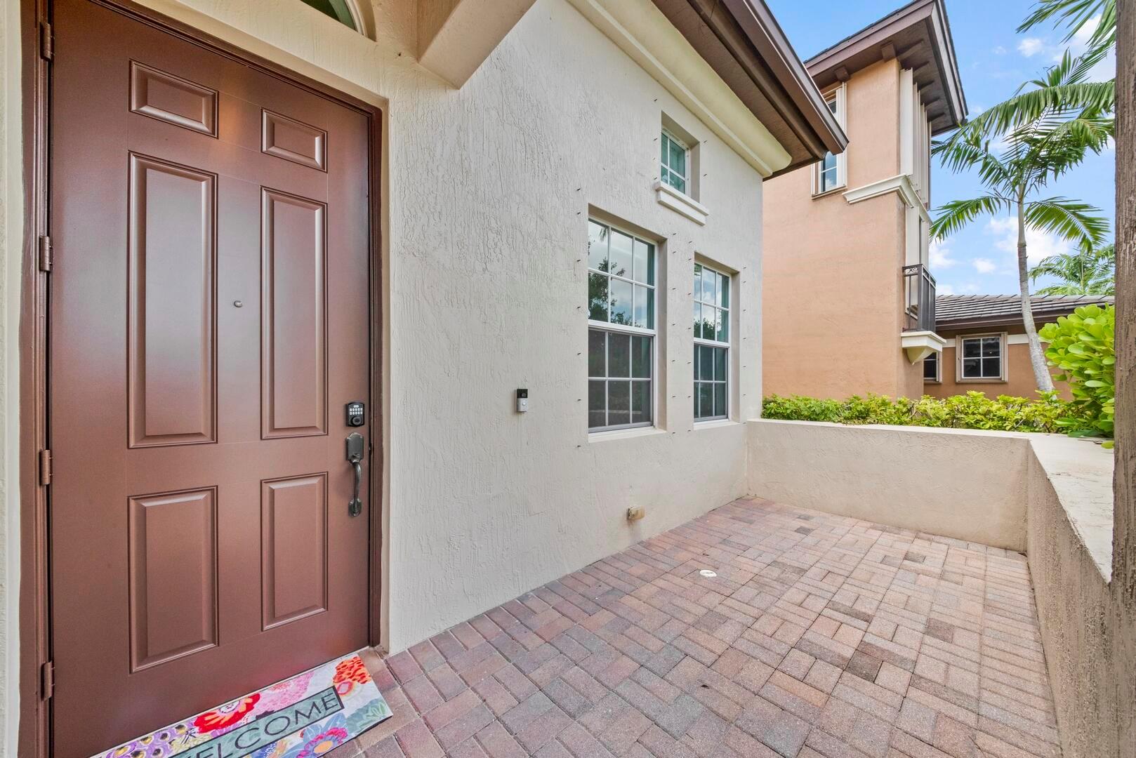 12520 NW 79th Manor