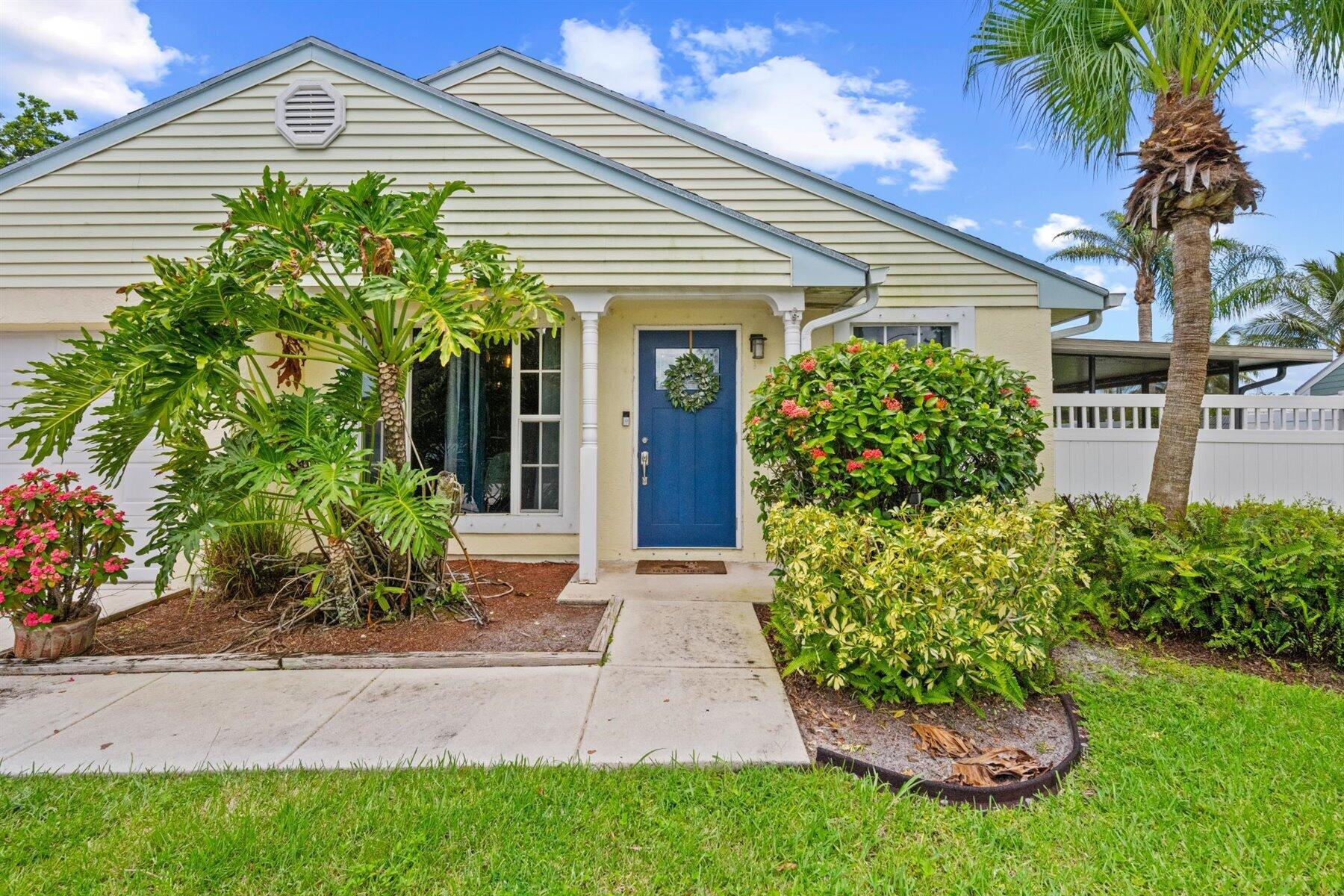 1172 Grandview Circle, Royal Palm Beach, FL, 33411/$499,000 1 1172 Grandview Circle