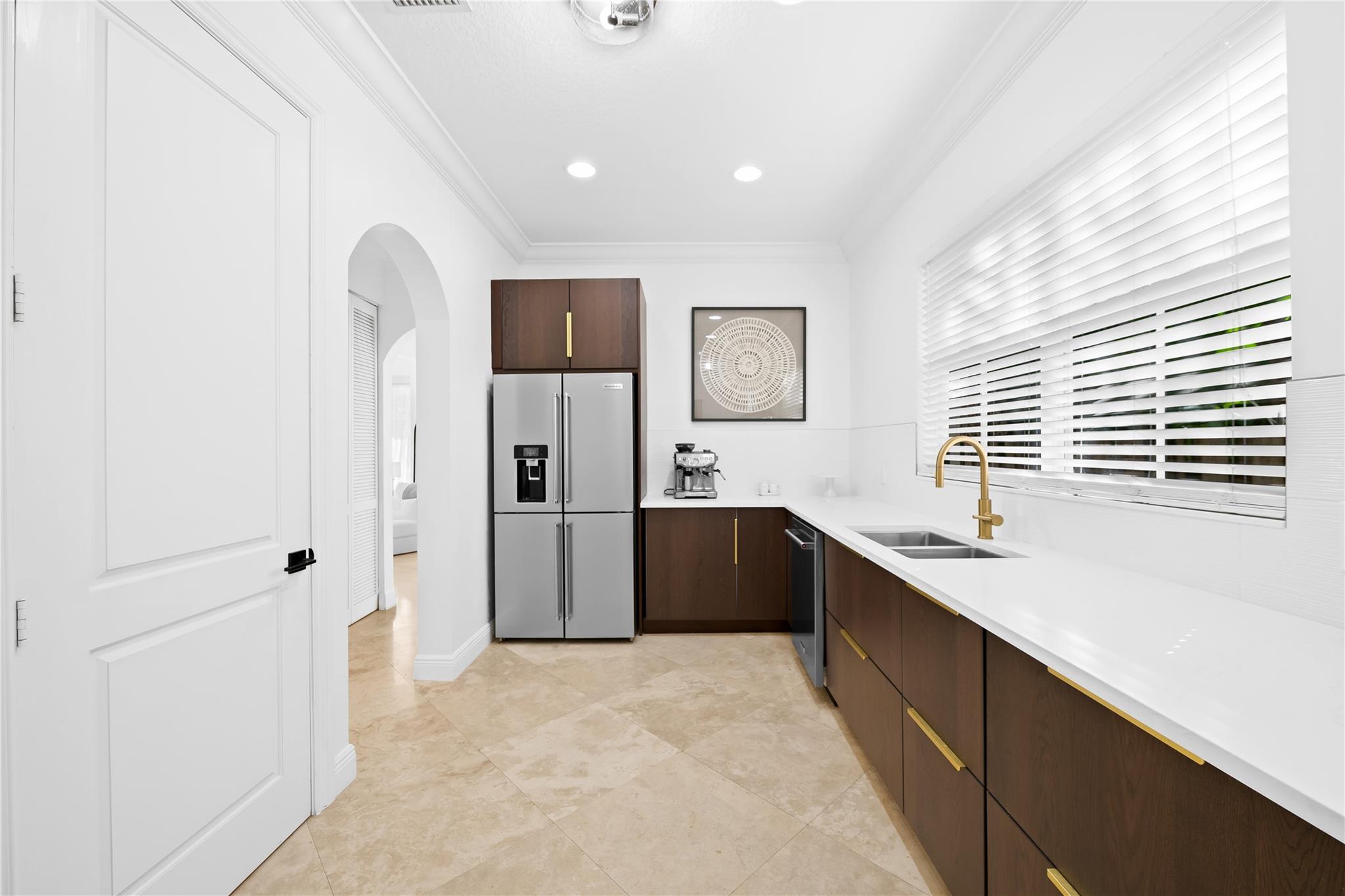 NO NAME - Residential