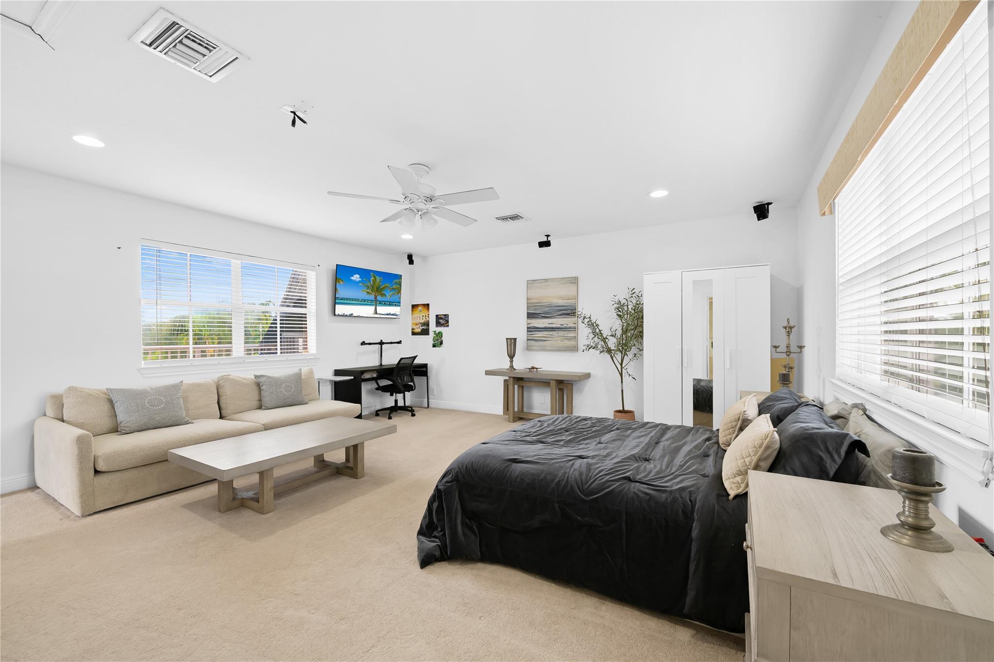 NO NAME - Residential