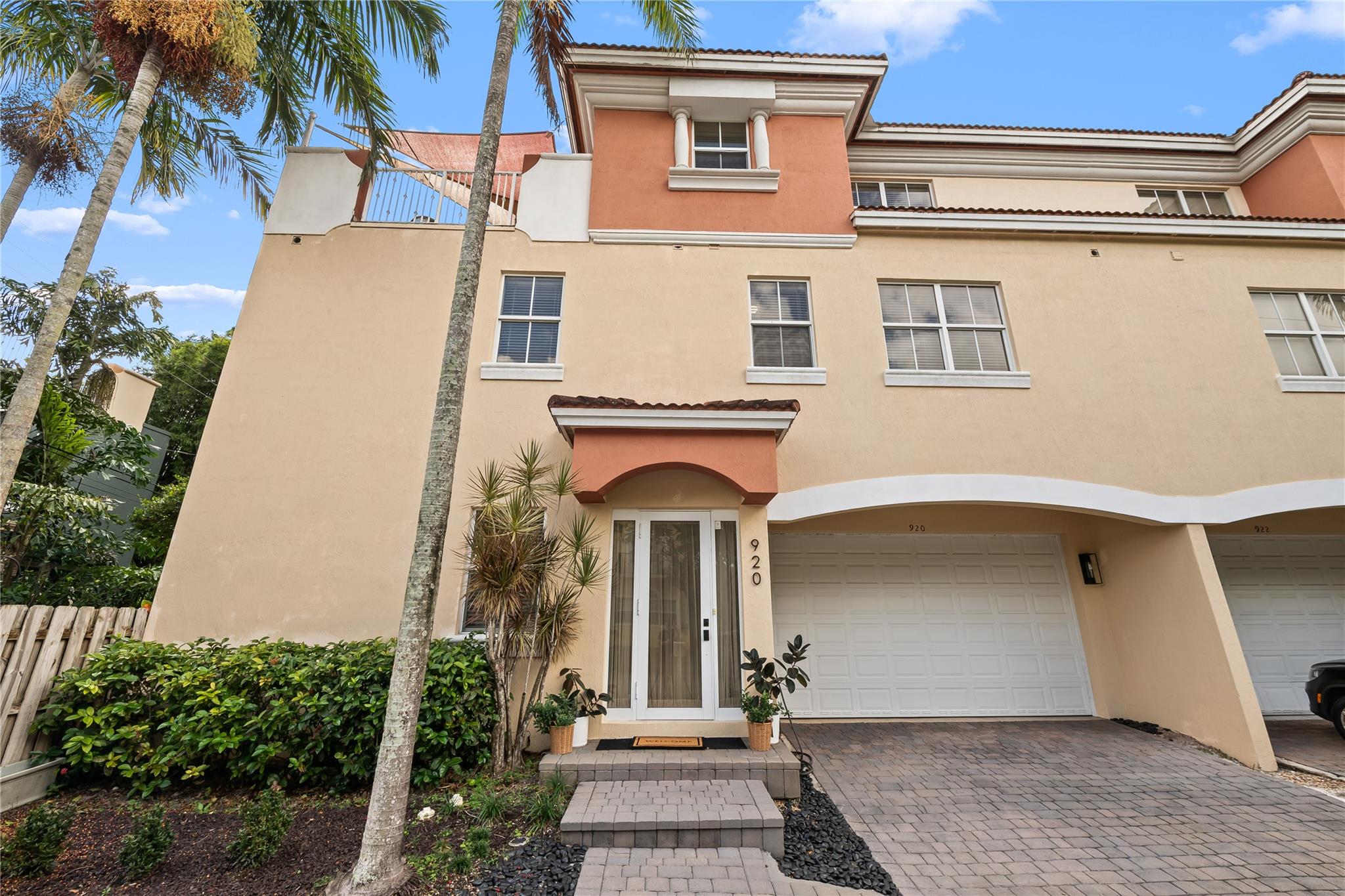 NO NAME - Residential