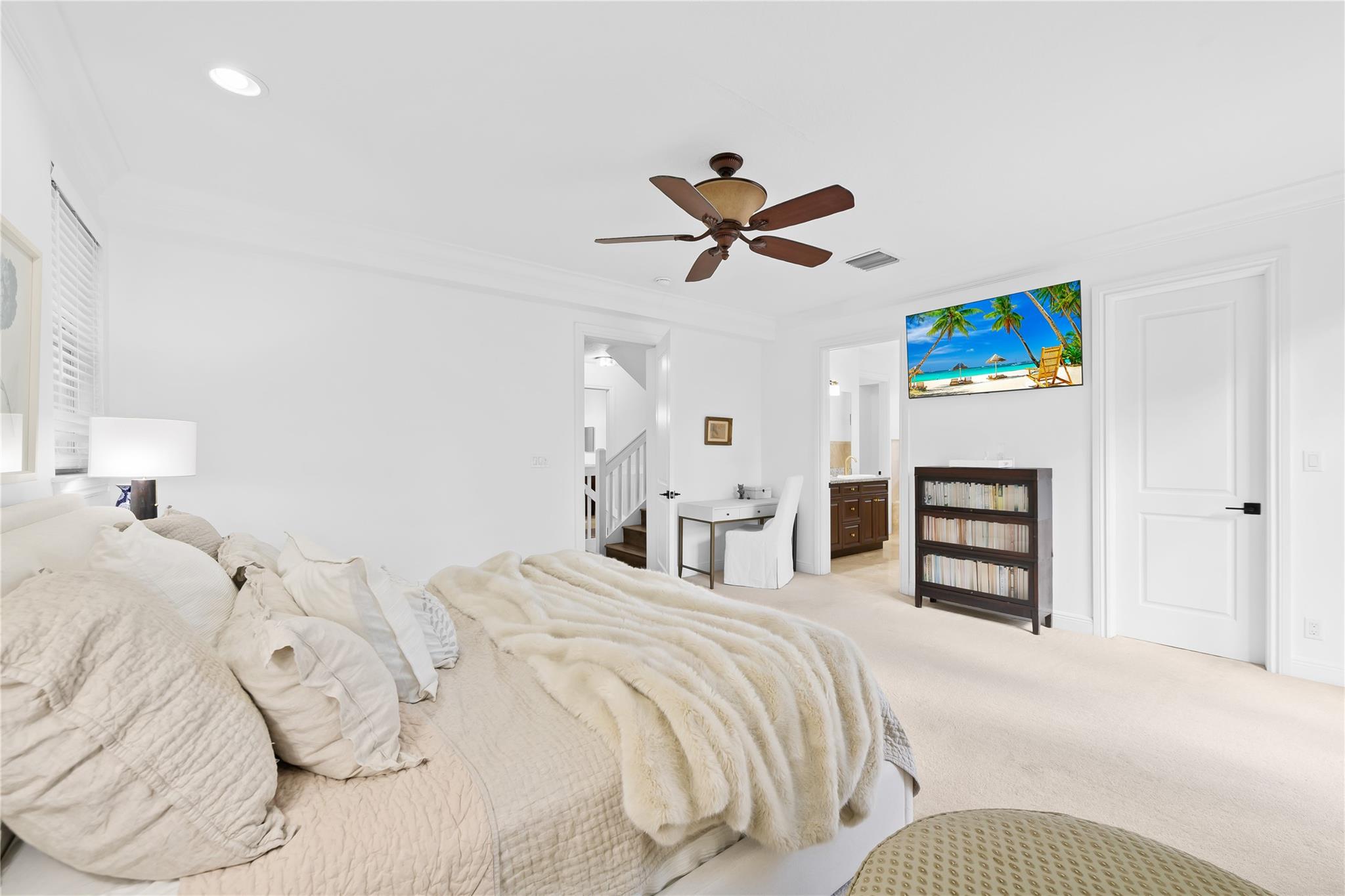 NO NAME - Residential