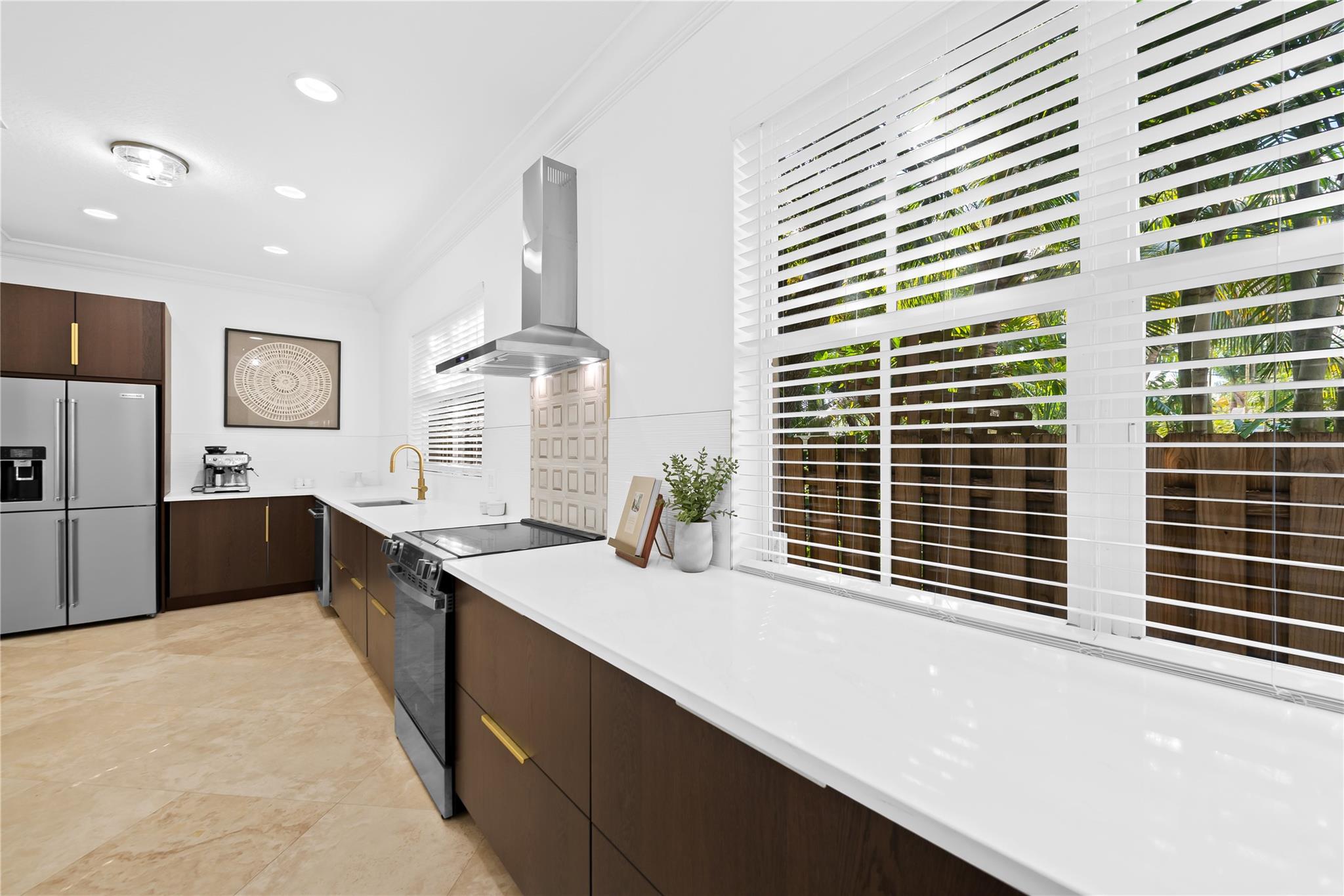 NO NAME - Residential