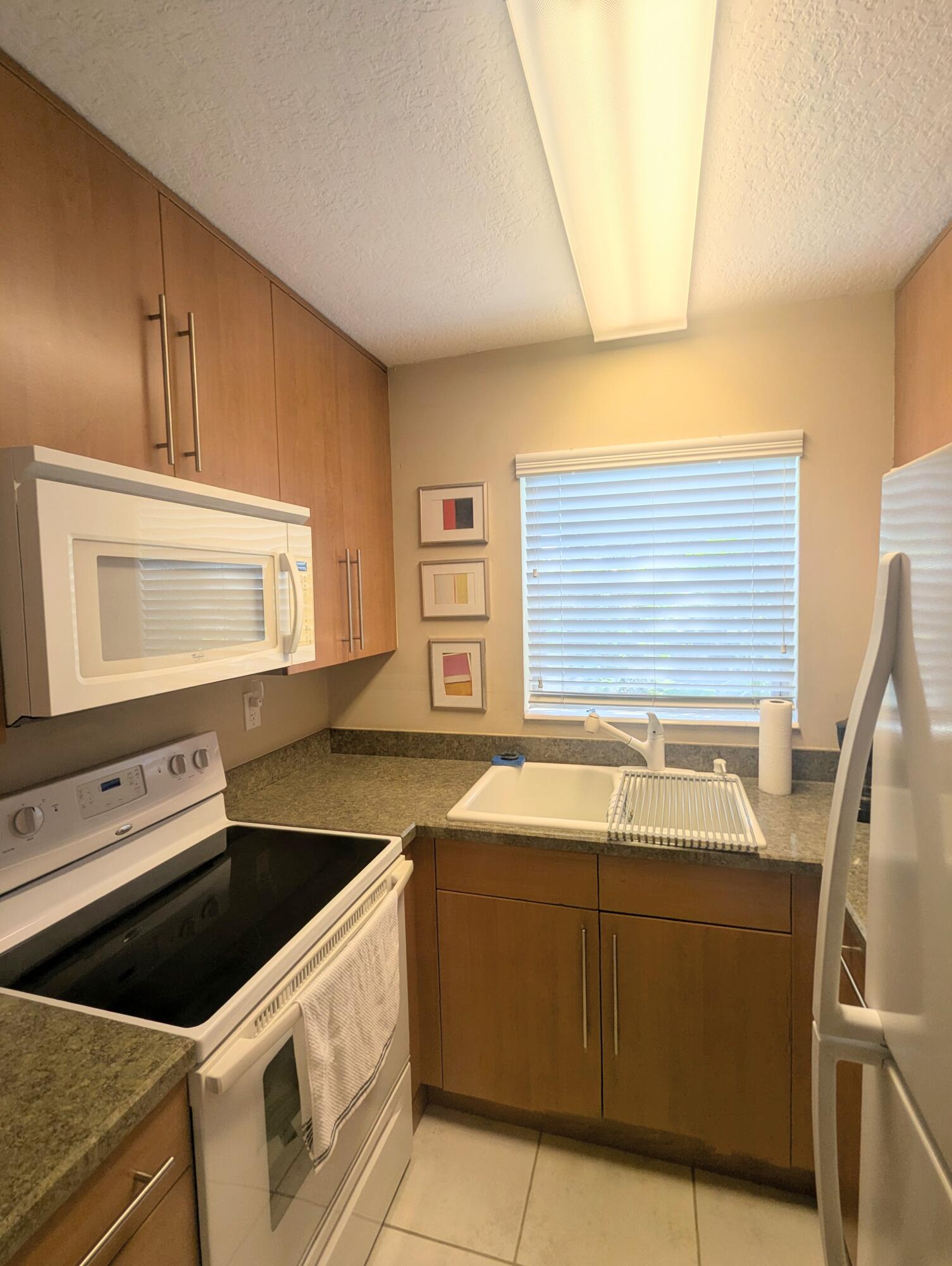 ANDOVER CONDOS - Residential