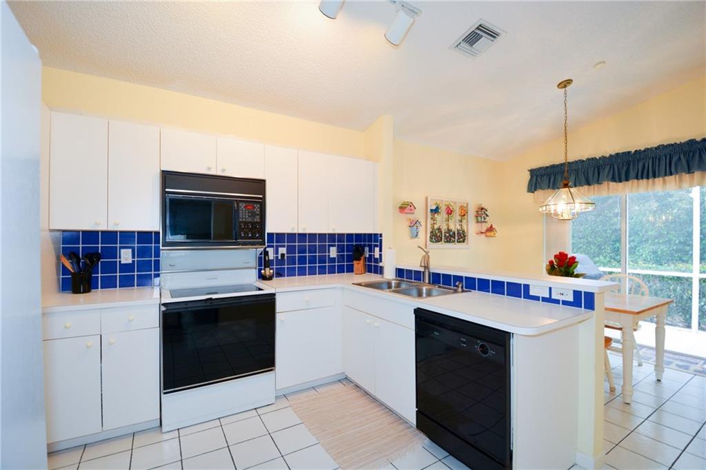 Jacaranda Pointe - Residential
