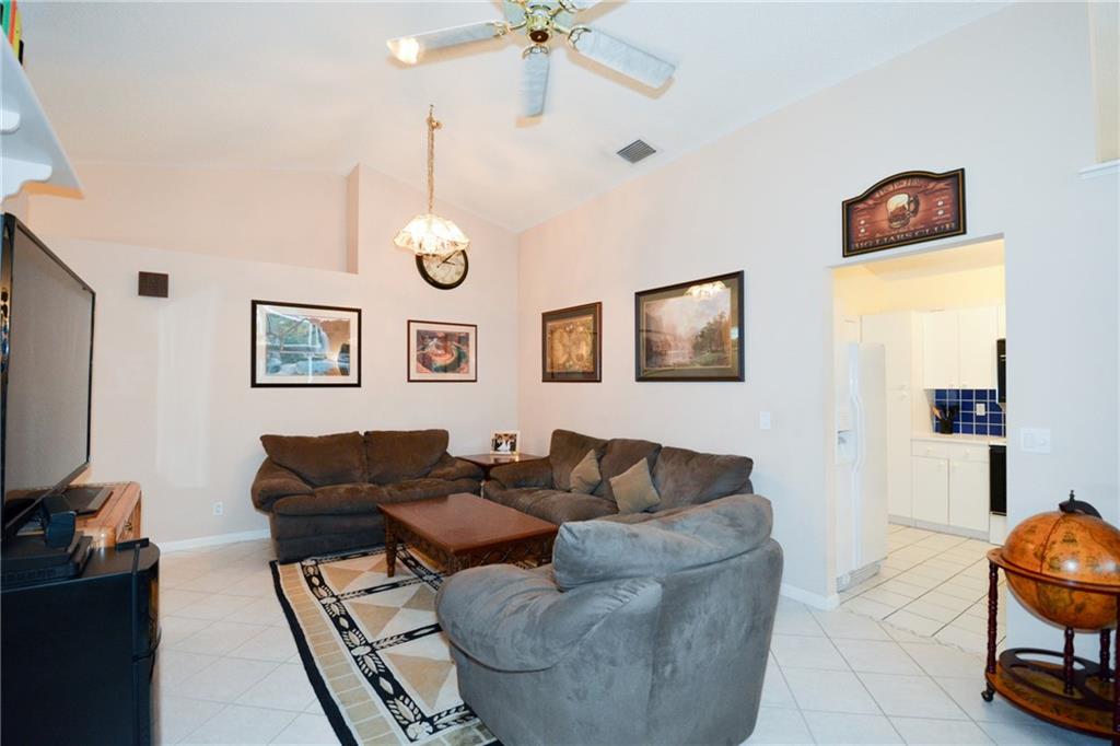 Jacaranda Pointe - Residential