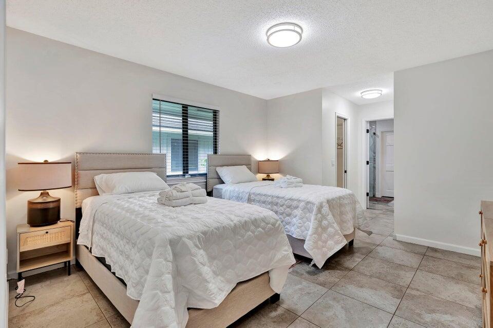 PGA RESORT COMMUNITY OF PRESTON - Residential Lease