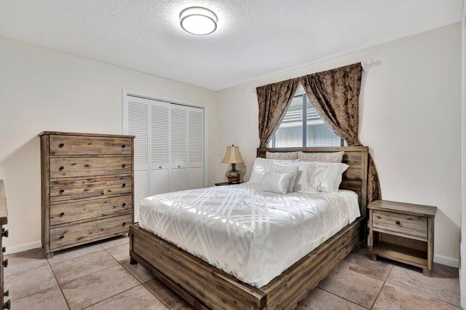 PGA RESORT COMMUNITY OF PRESTON - Residential Lease