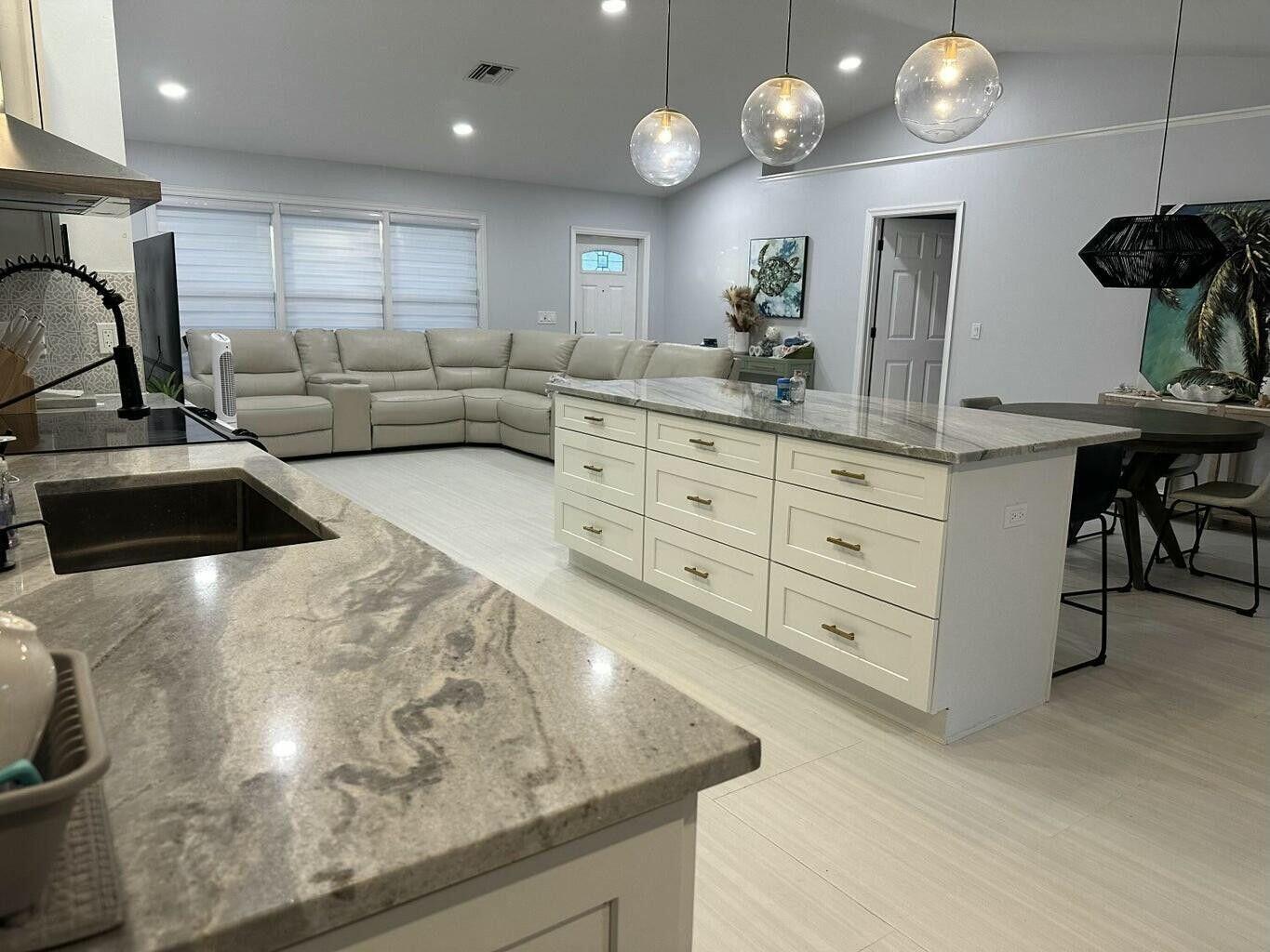 INDIAN WELLS - Residential Lease