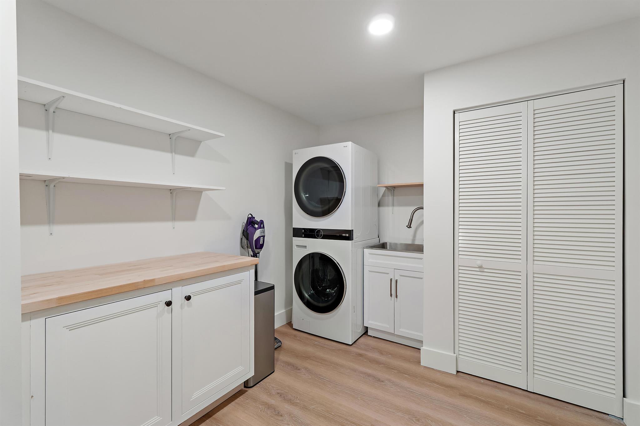 JUPITER IN THE PINES SEC - Residential Lease