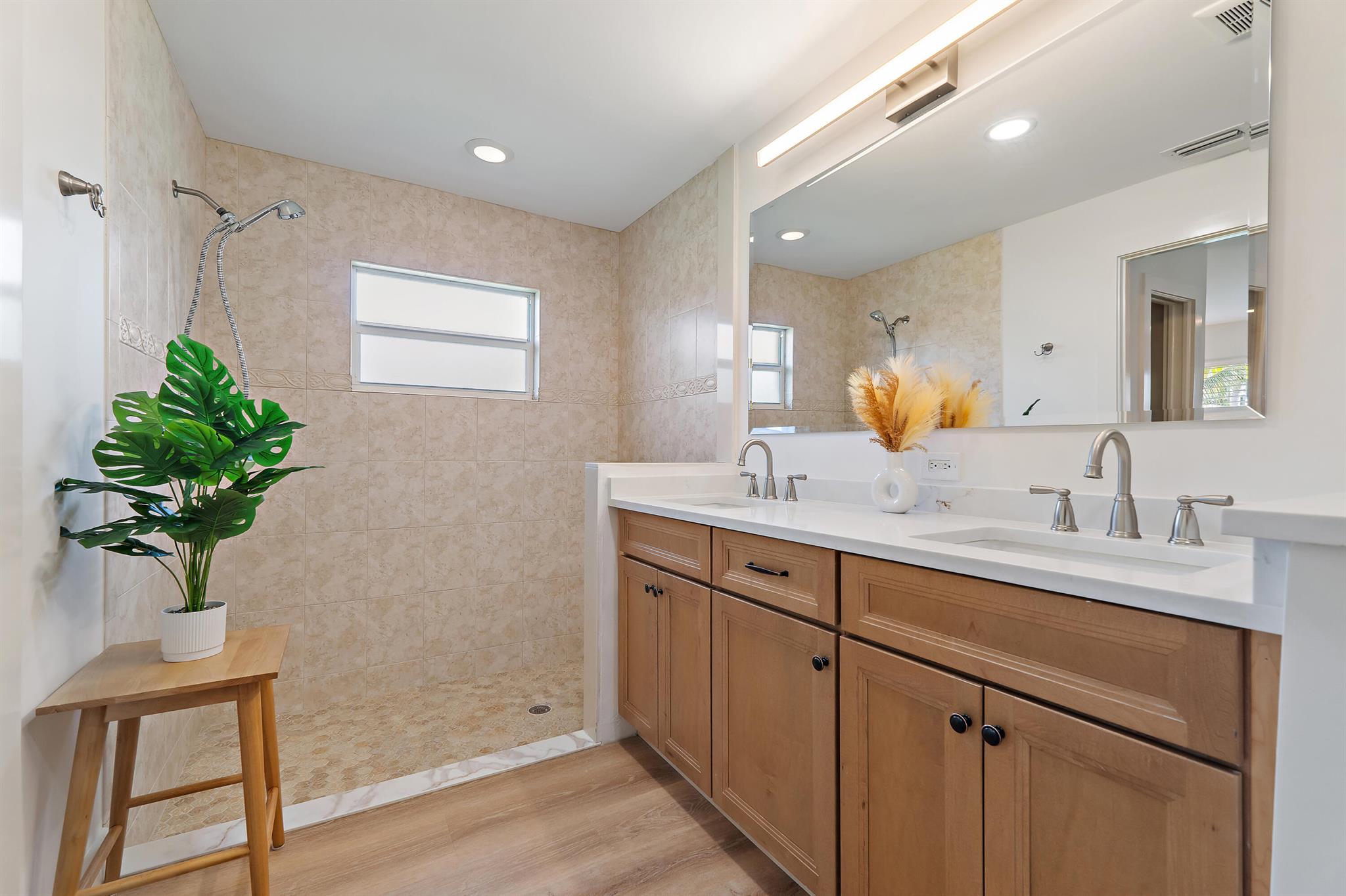 JUPITER IN THE PINES SEC - Residential Lease