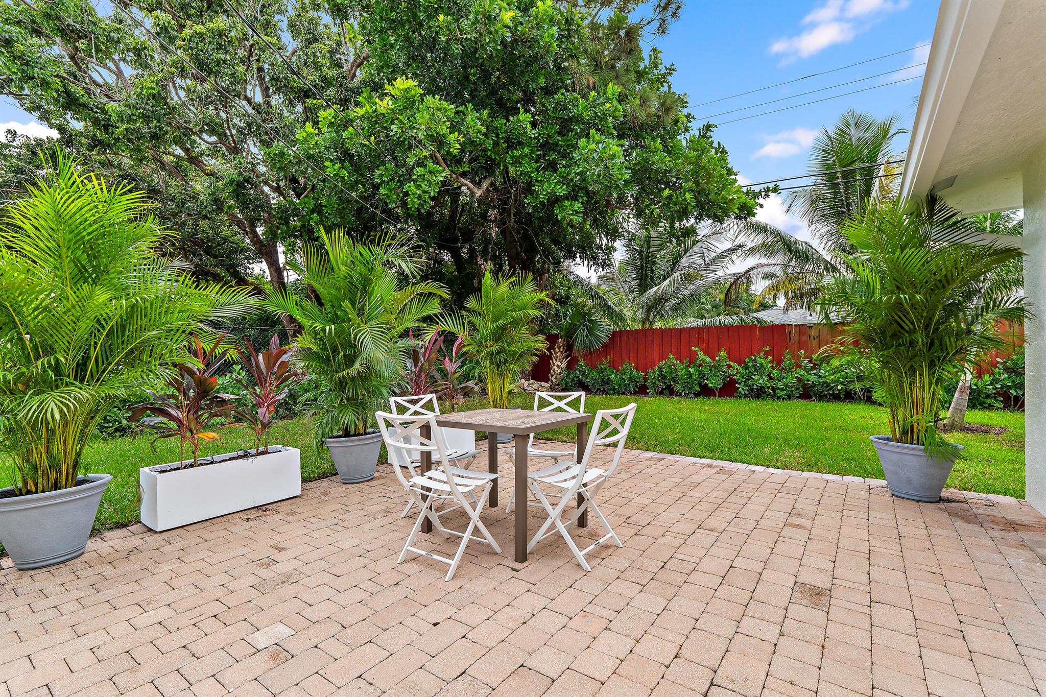 JUPITER IN THE PINES SEC - Residential Lease