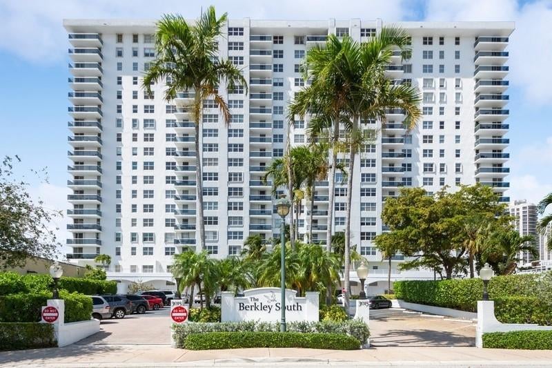 Photo of 3015 N Ocean Boulevard #15A, Fort Lauderdale, FL 33308 (MLS # B26079969)