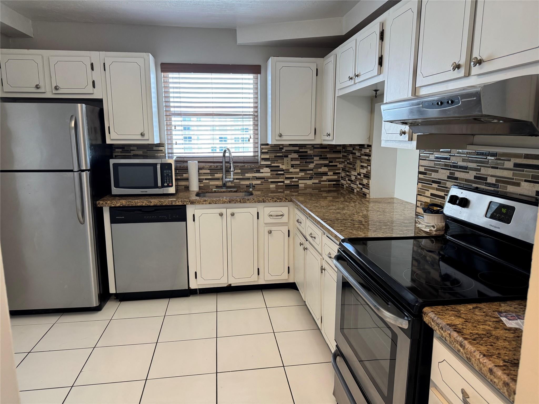 3015 N Ocean Boulevard 15A