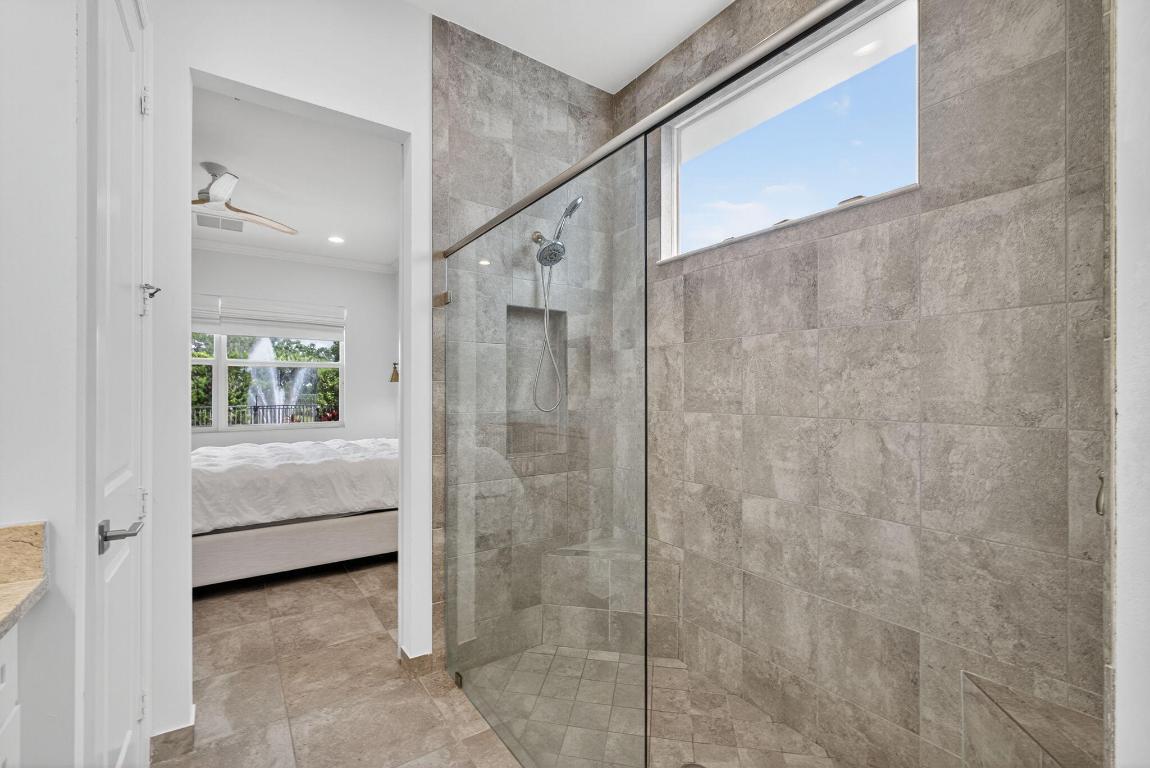 BONNETTE HUNT CLUB - Residential