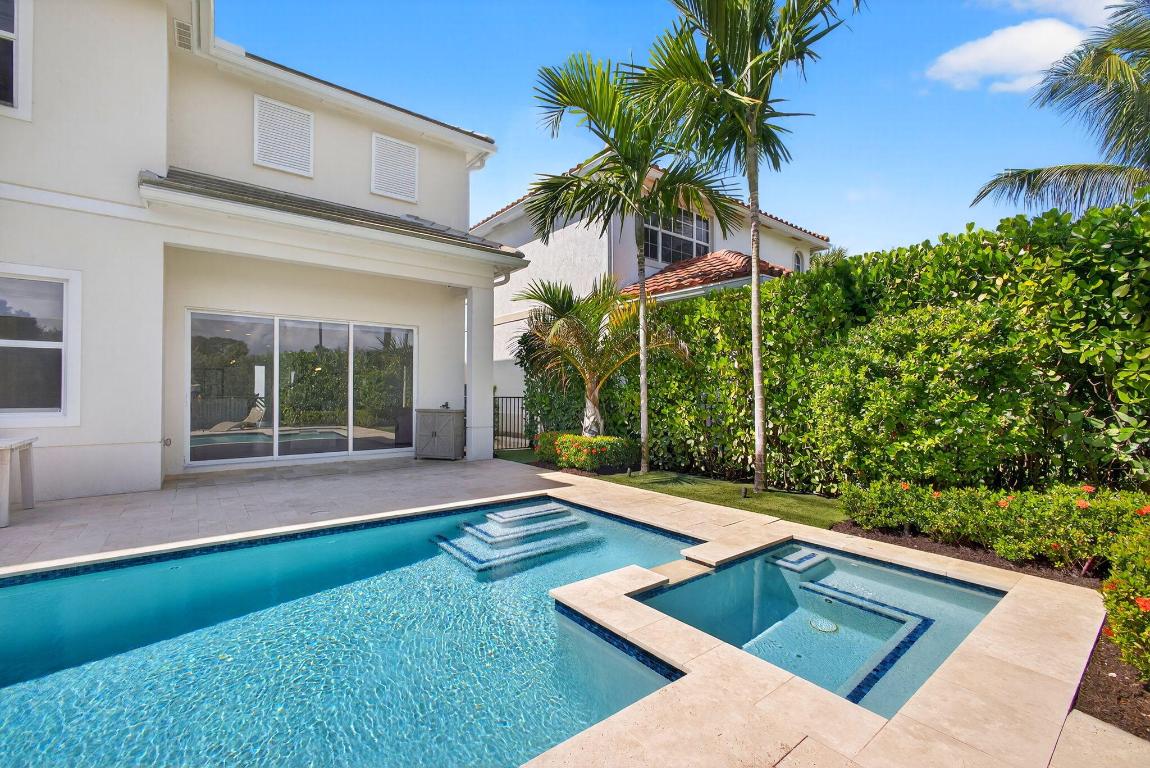 BONNETTE HUNT CLUB - Residential