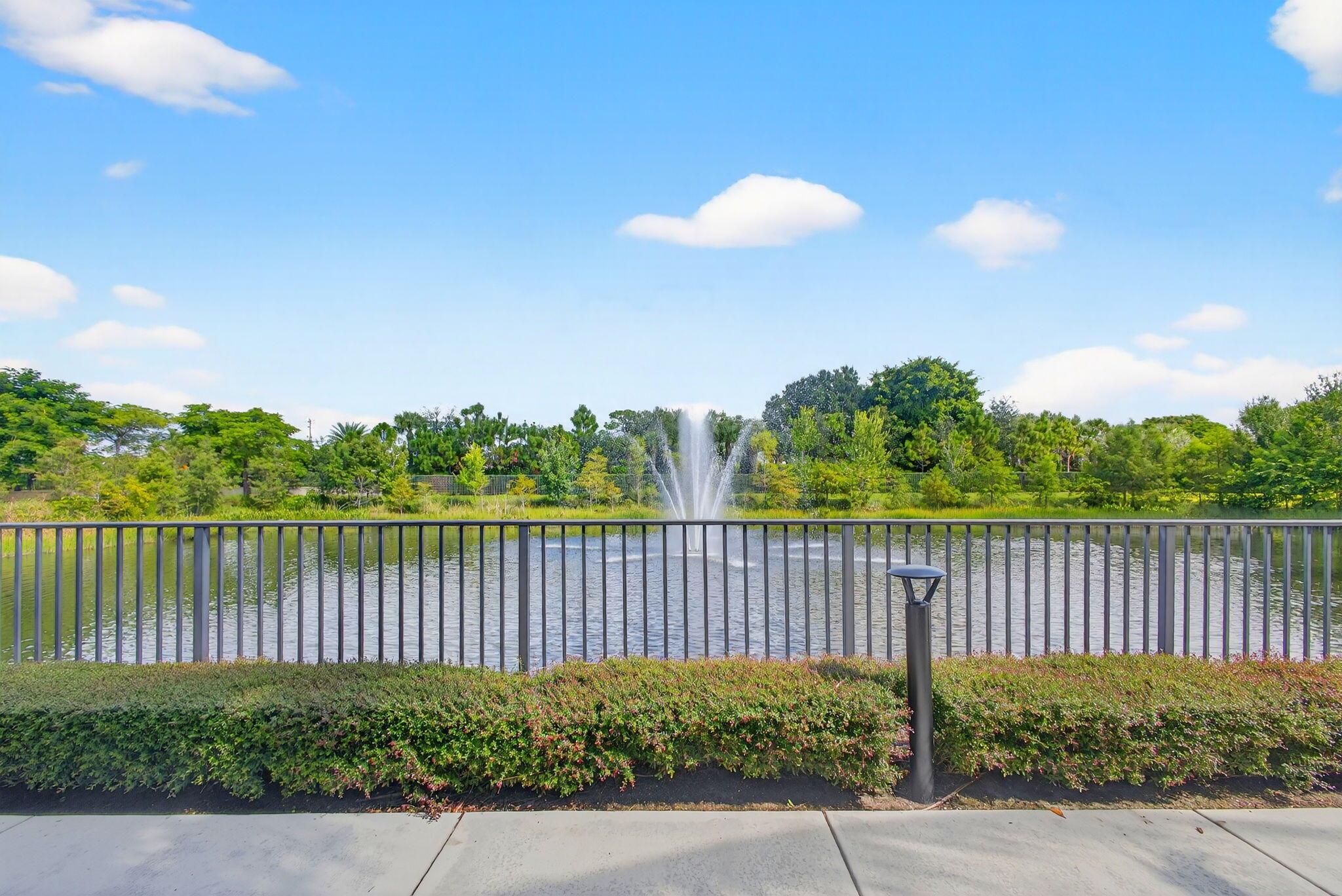 BONNETTE HUNT CLUB - Residential