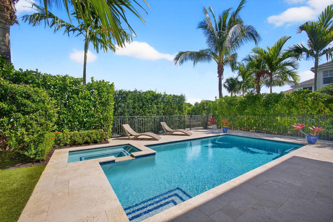 BONNETTE HUNT CLUB - Residential