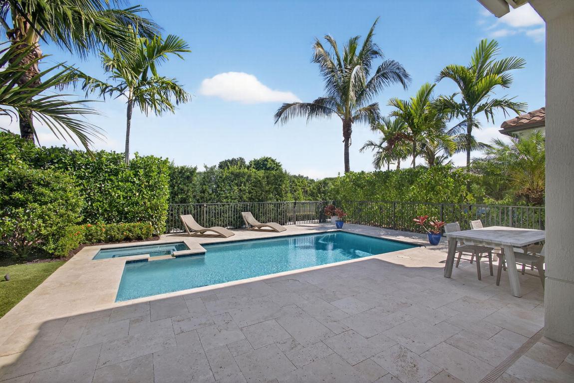 BONNETTE HUNT CLUB - Residential