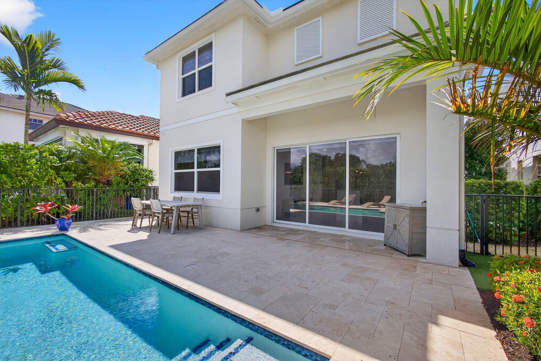 BONNETTE HUNT CLUB - Residential