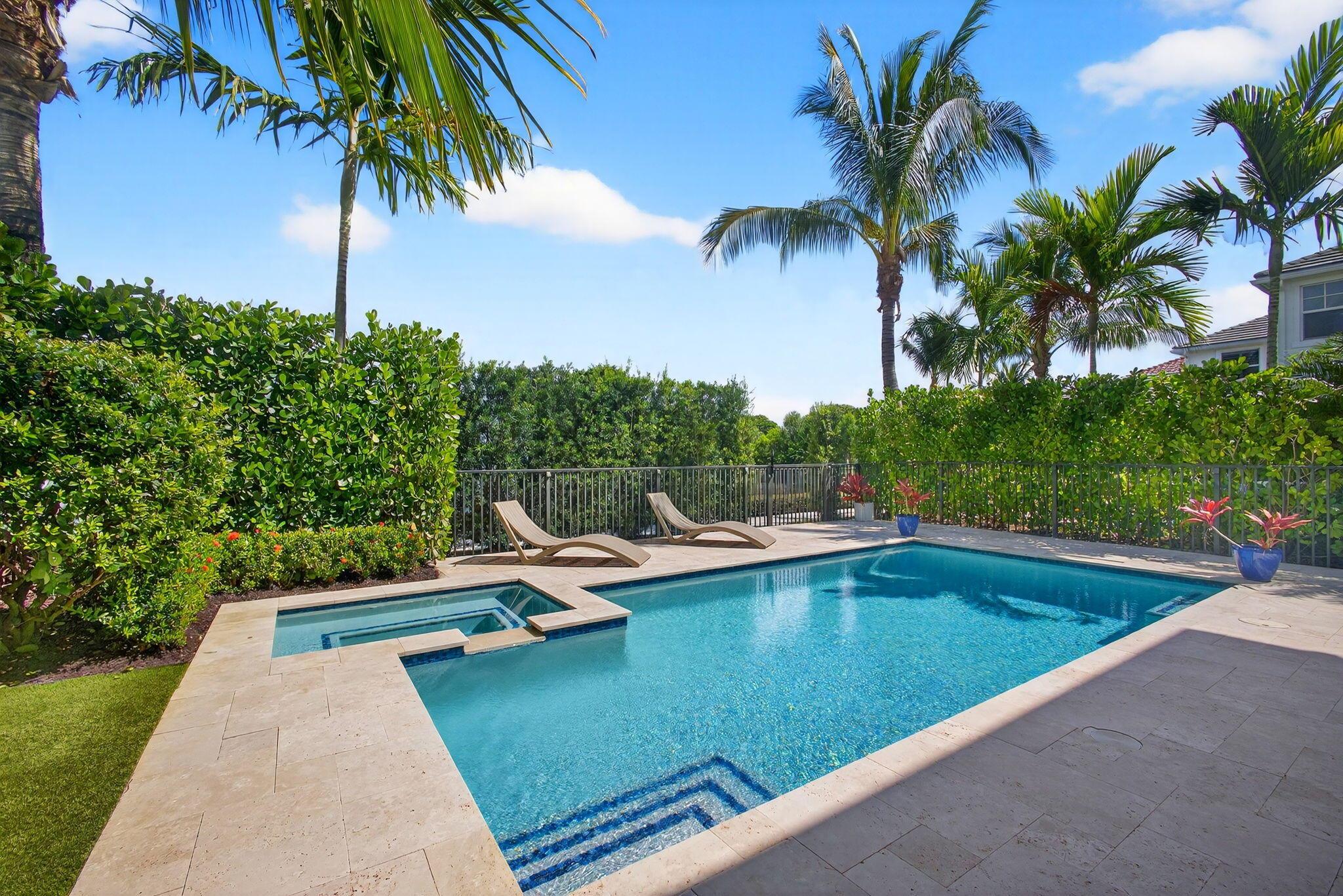 BONNETTE HUNT CLUB - Residential