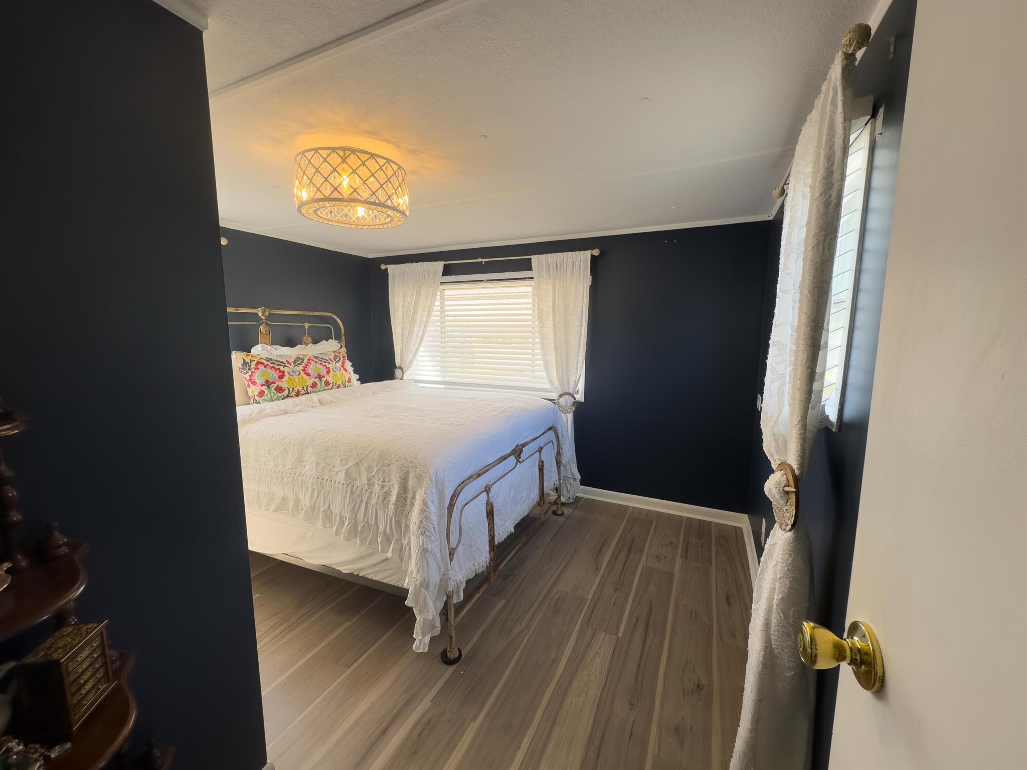 WOODBRIDGE MOBILE VILLAGE - Residential