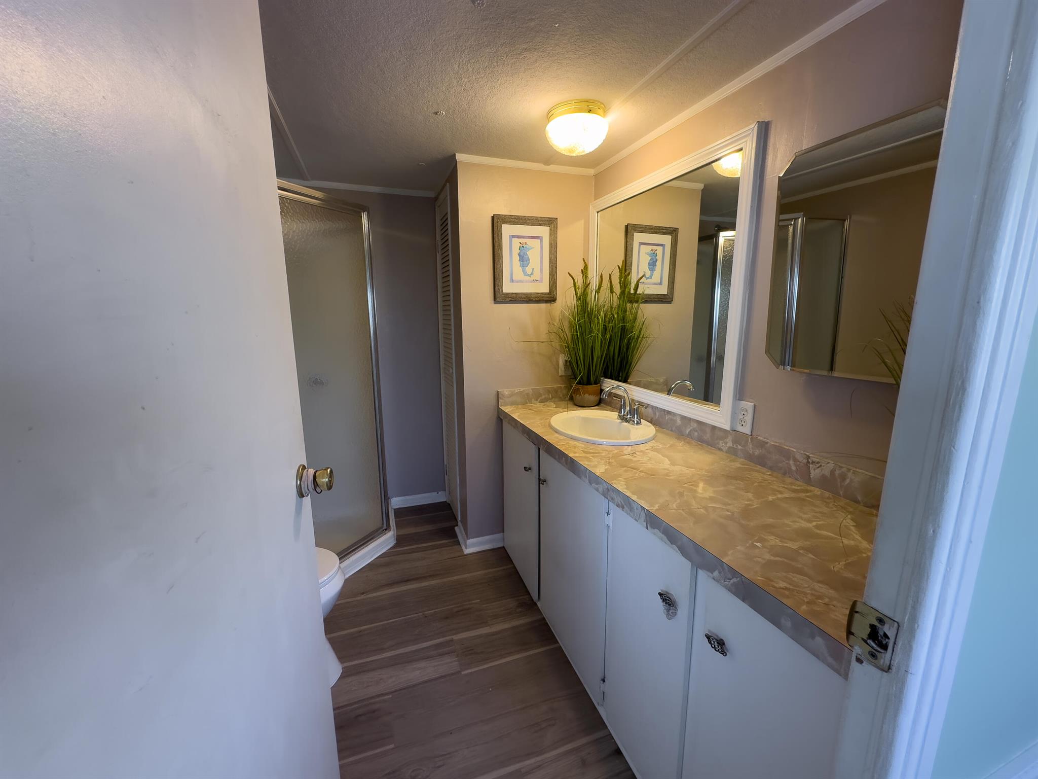 WOODBRIDGE MOBILE VILLAGE - Residential