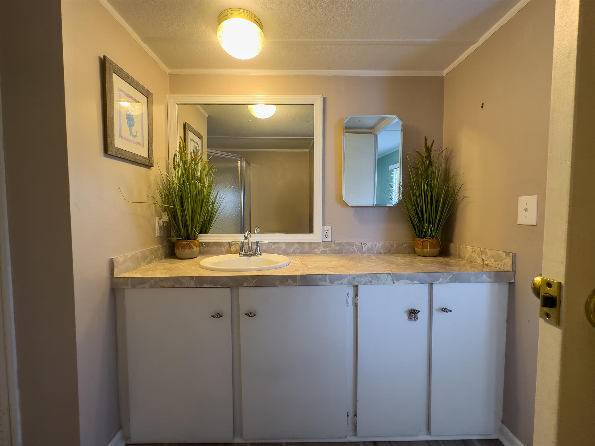 WOODBRIDGE MOBILE VILLAGE - Residential