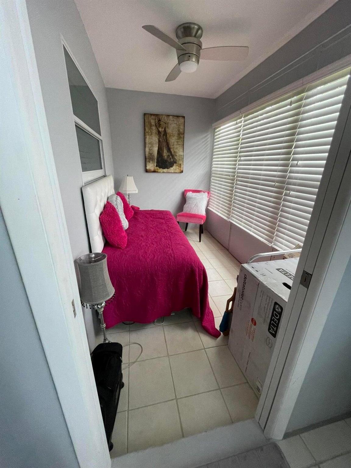 VENETIAN PARK GARDENS CON - Residential Lease