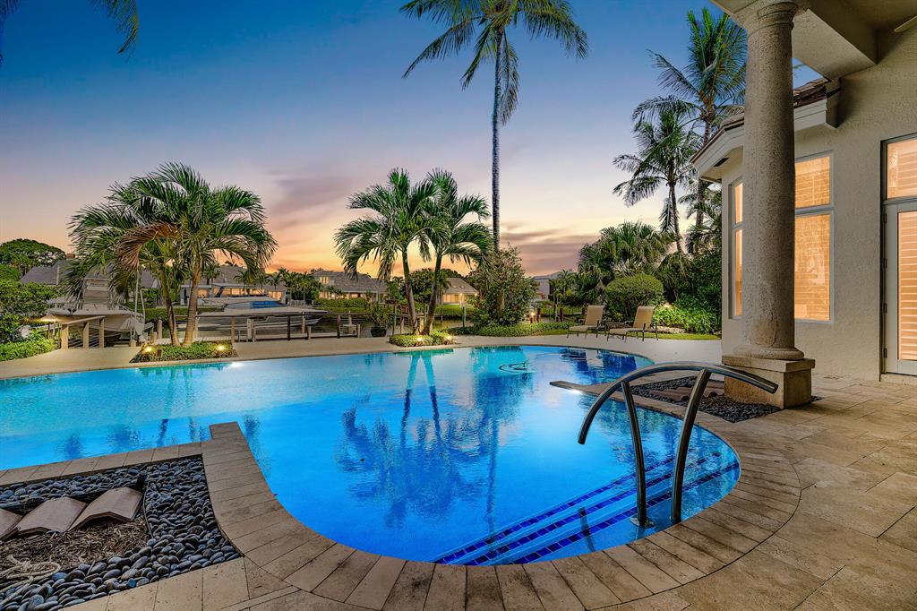 Admirals Cove - Residential