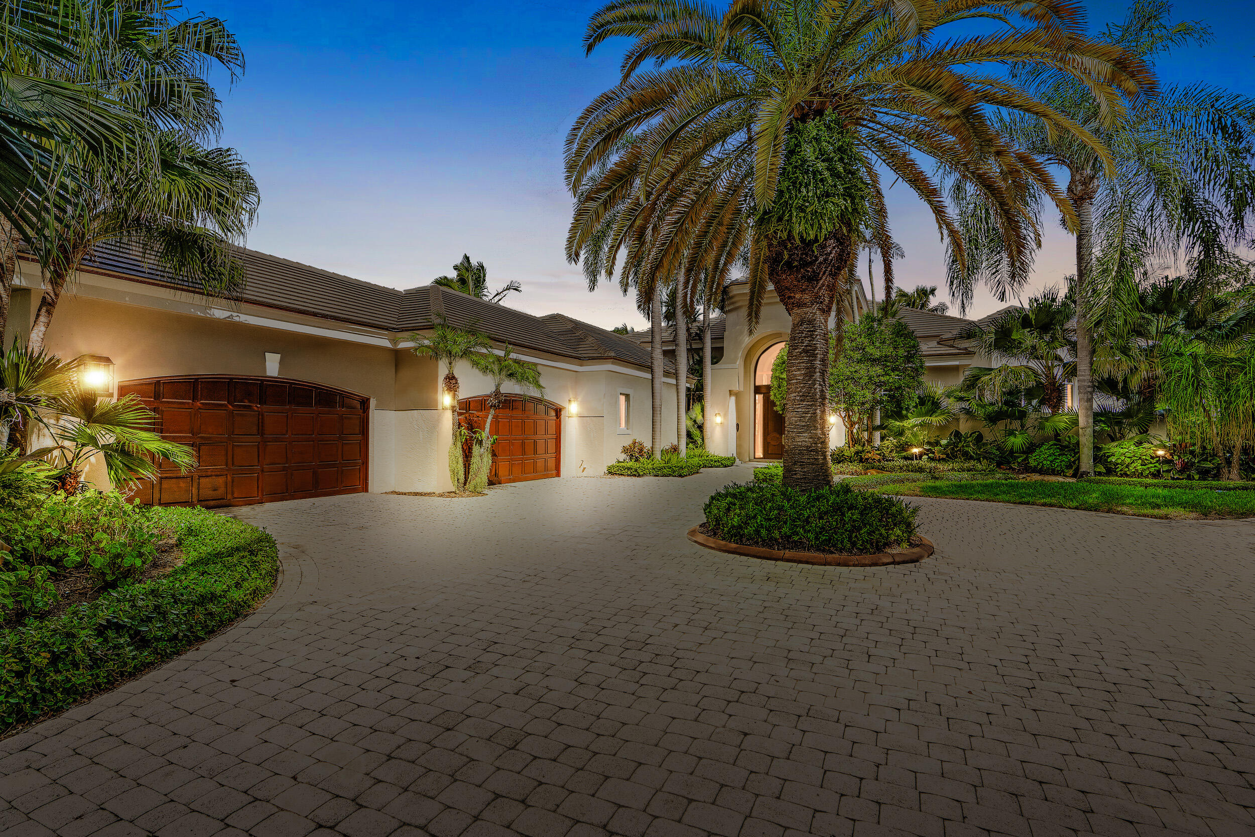 Admirals Cove - Residential